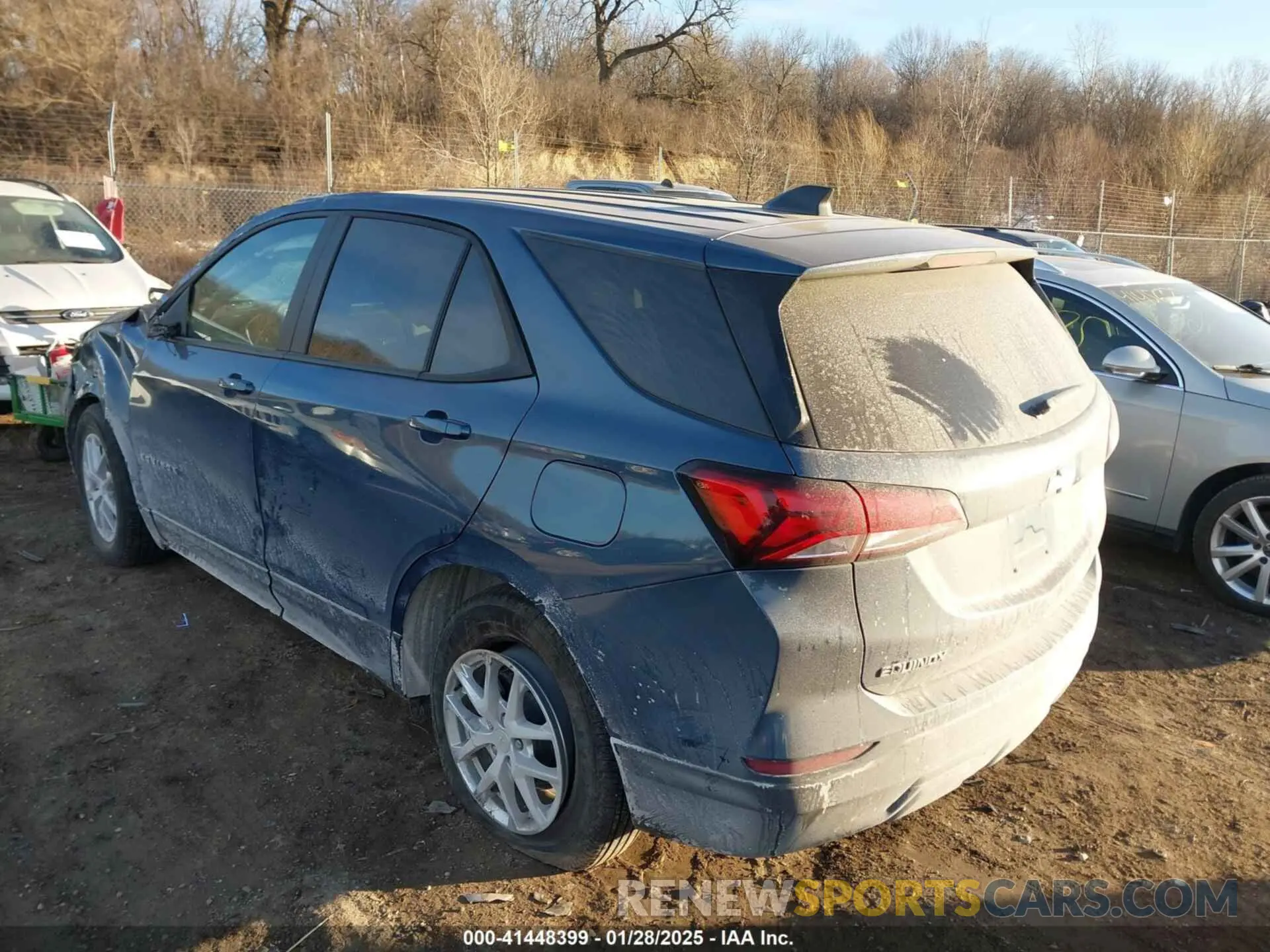 3 fotografías del automóvil dañado 3GNAXHEG2RL340424 CHEVROLET EQUINOX 2024