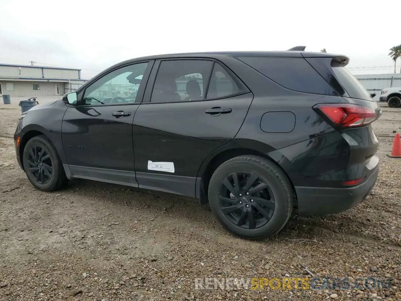 2 fotografías del automóvil dañado 3GNAXHEG2RL344330 CHEVROLET EQUINOX 2024