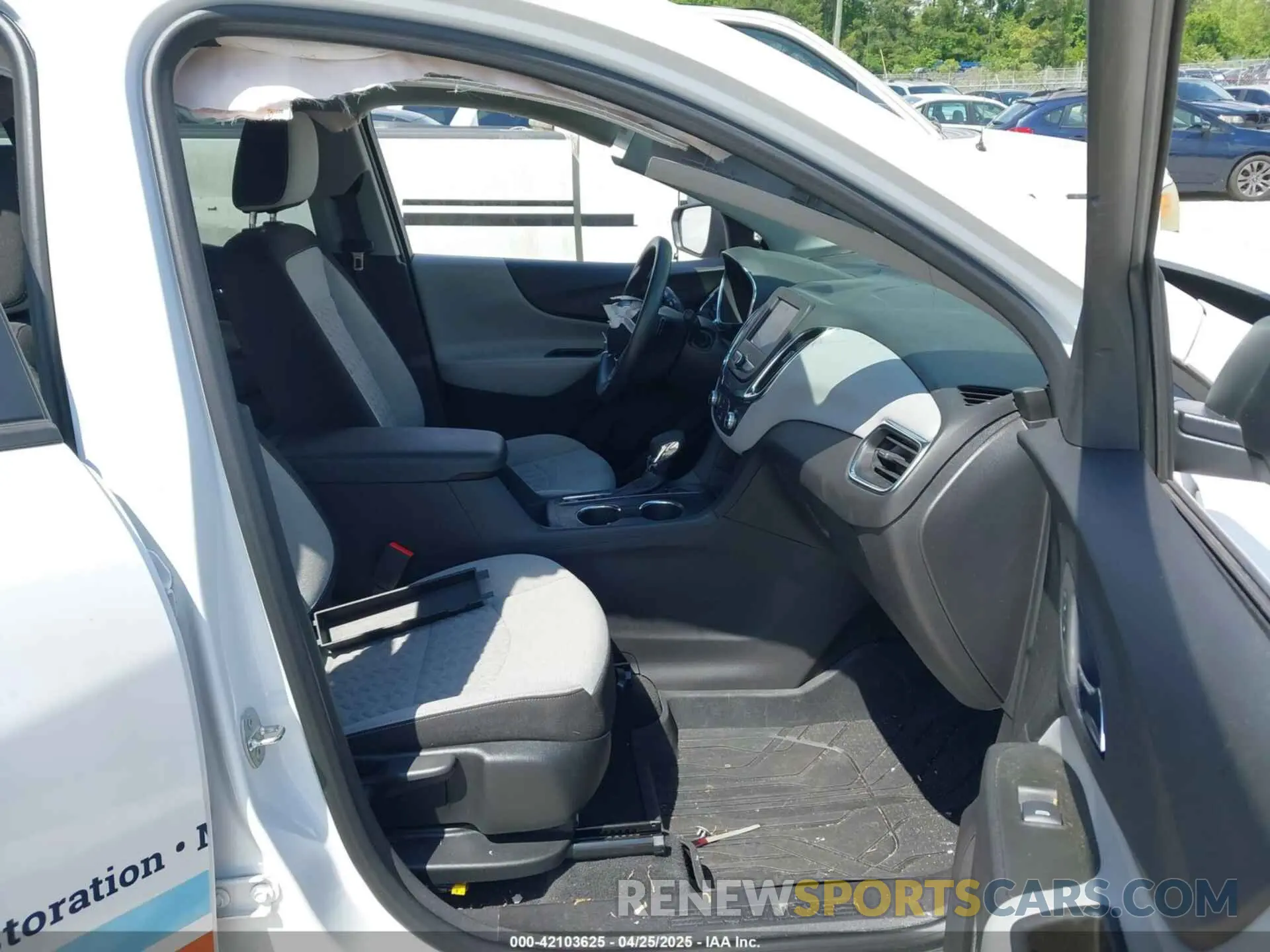 5 fotografías del automóvil dañado 3GNAXHEG3RL110391 CHEVROLET EQUINOX 2024