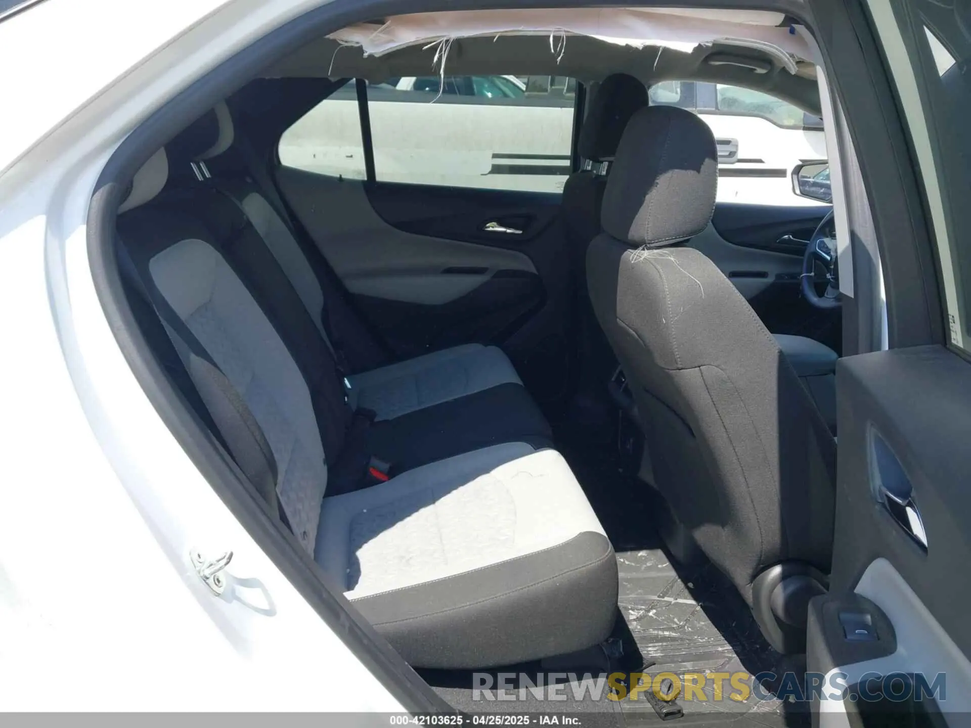 8 fotografías del automóvil dañado 3GNAXHEG3RL110391 CHEVROLET EQUINOX 2024