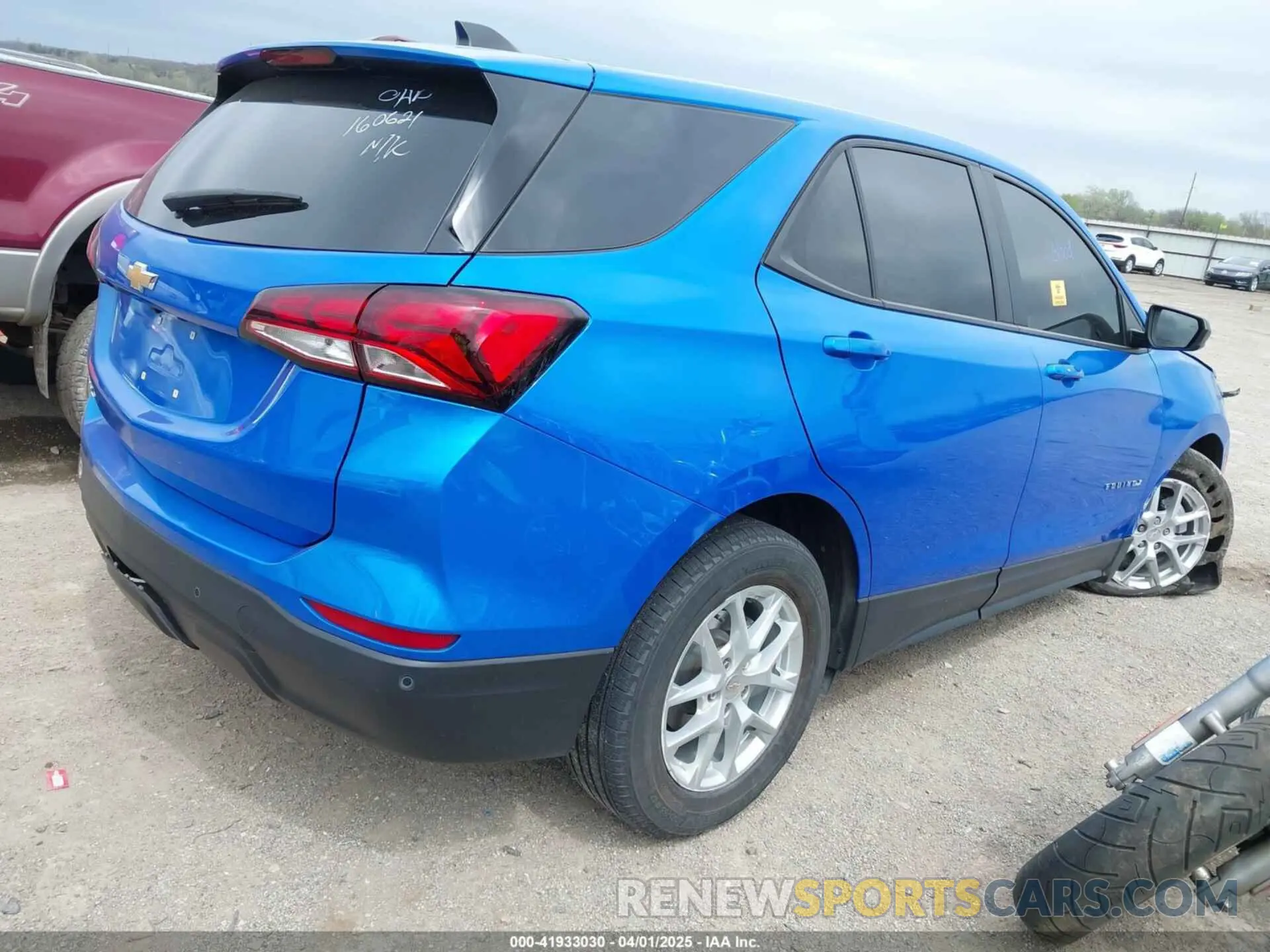 4 fotografías del automóvil dañado 3GNAXHEG3RL165519 CHEVROLET EQUINOX 2024