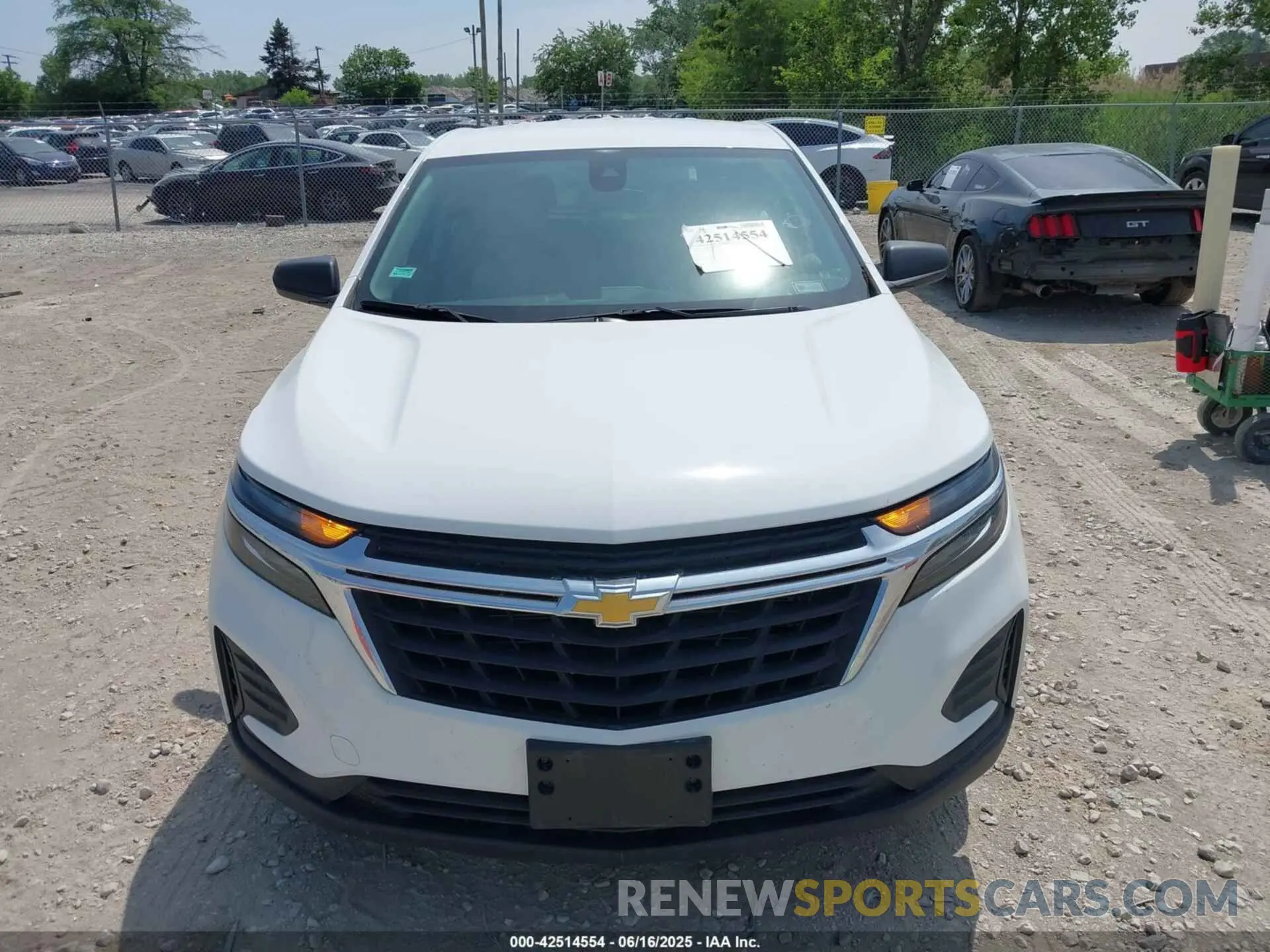 12 fotografías del automóvil dañado 3GNAXHEG4RL278573 CHEVROLET EQUINOX 2024