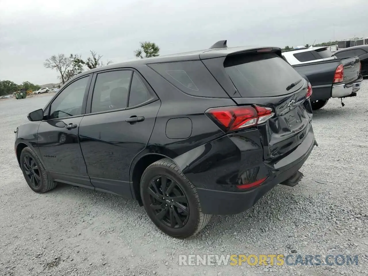 2 fotografías del automóvil dañado 3GNAXHEG4RL333586 CHEVROLET EQUINOX 2024