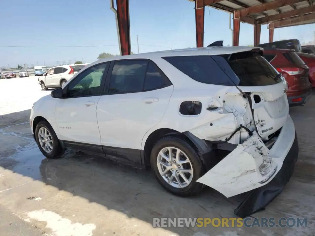 2 fotografías del automóvil dañado 3GNAXHEG4RL369746 CHEVROLET EQUINOX 2024