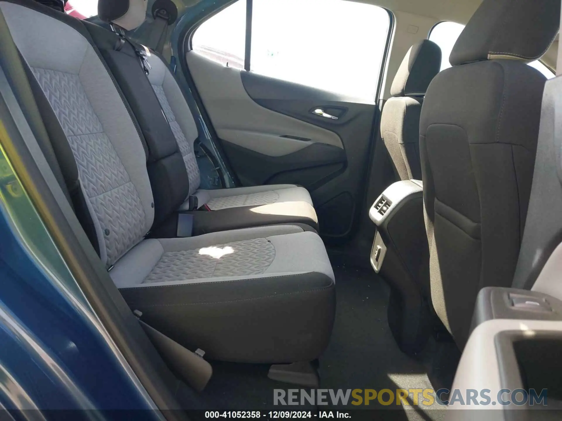 8 fotografías del automóvil dañado 3GNAXHEG5RL120288 CHEVROLET EQUINOX 2024