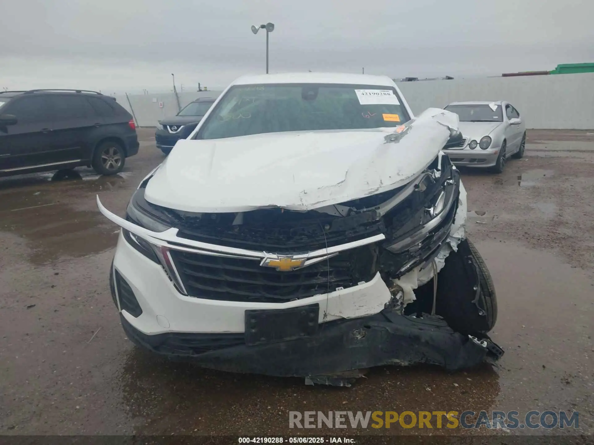 11 fotografías del automóvil dañado 3GNAXHEG5RL200500 CHEVROLET EQUINOX 2024
