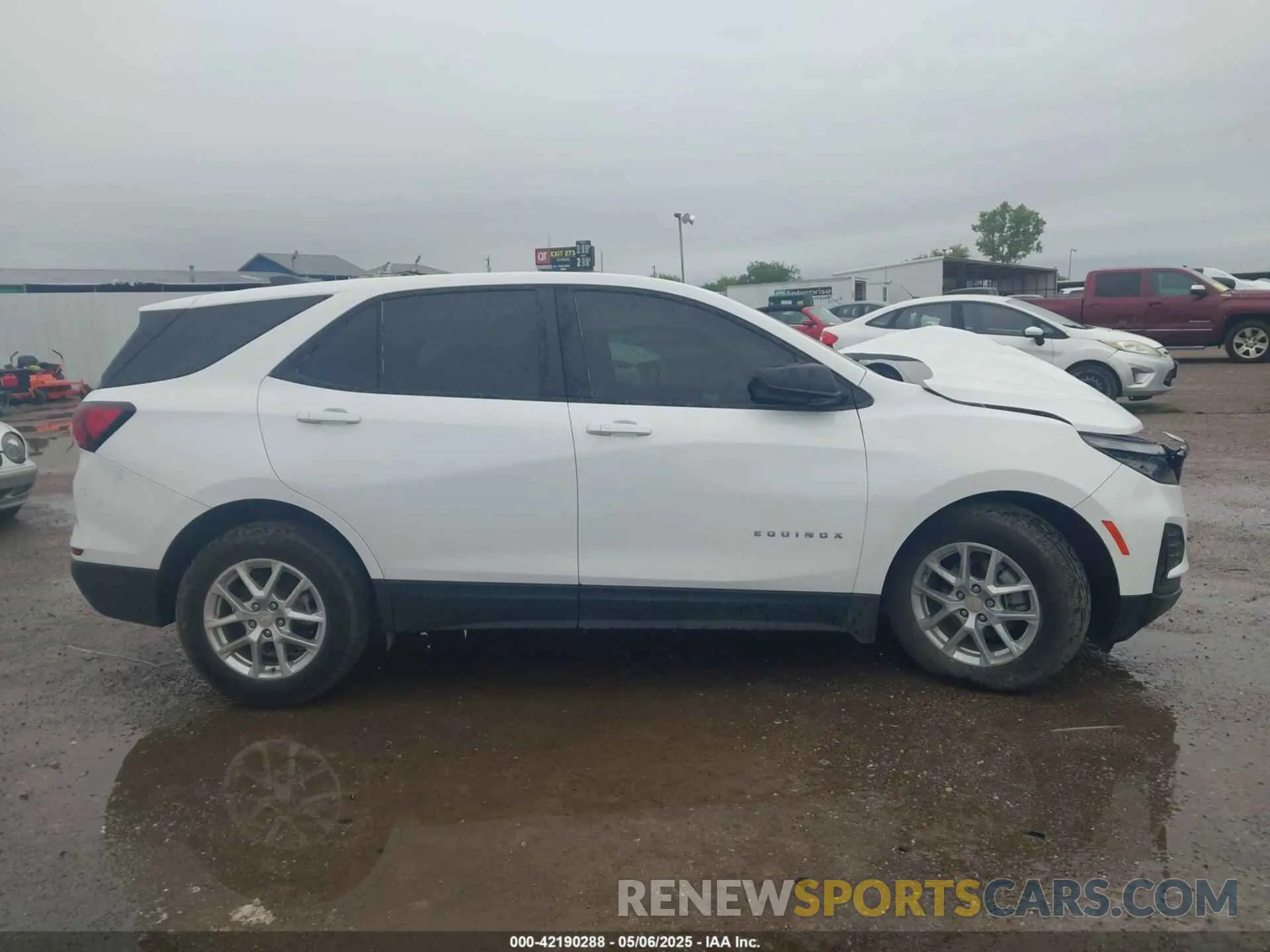 12 fotografías del automóvil dañado 3GNAXHEG5RL200500 CHEVROLET EQUINOX 2024