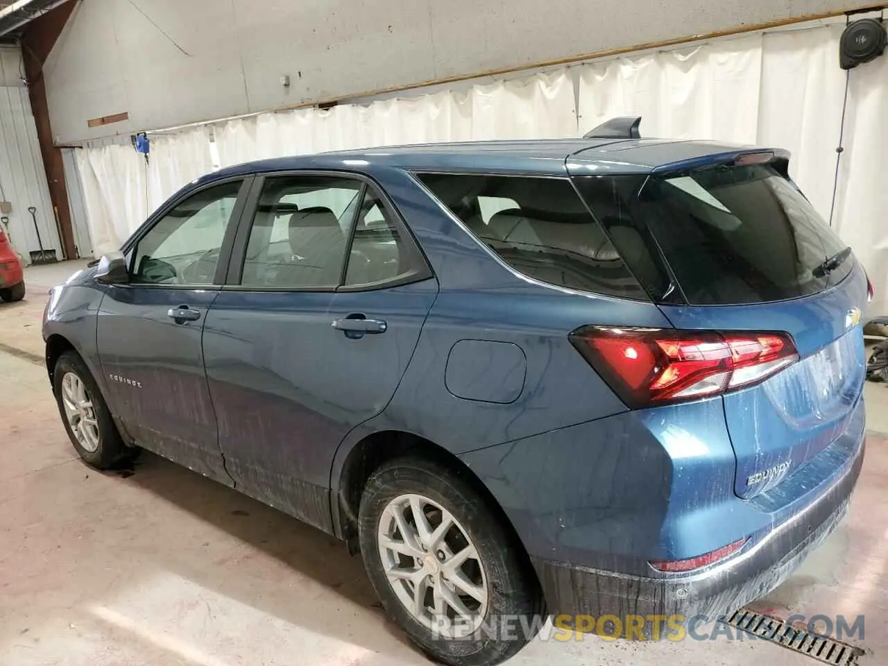2 fotografías del automóvil dañado 3GNAXHEG5RL335525 CHEVROLET EQUINOX 2024