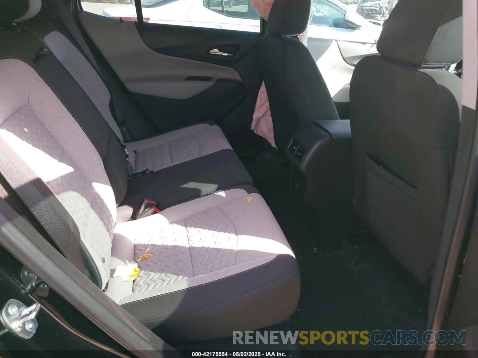 8 fotografías del automóvil dañado 3GNAXHEG6RL197204 CHEVROLET EQUINOX 2024