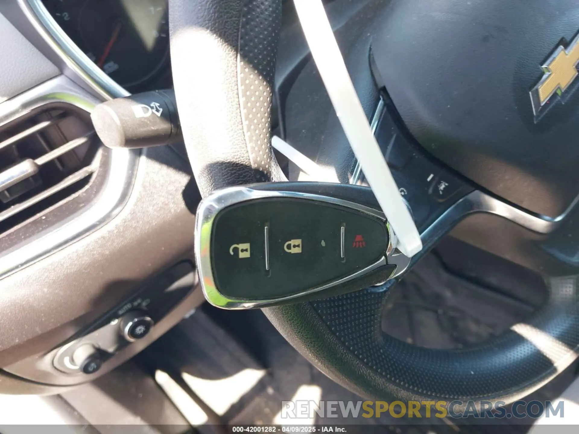 11 fotografías del automóvil dañado 3GNAXHEG7RL166236 CHEVROLET EQUINOX 2024