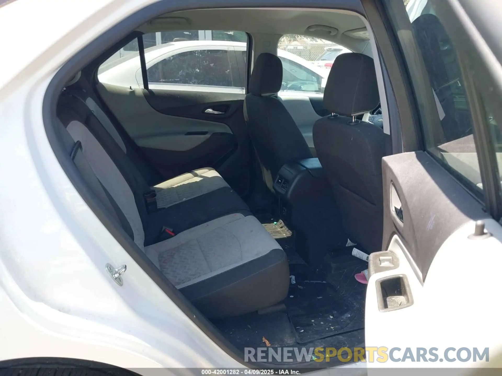 8 fotografías del automóvil dañado 3GNAXHEG7RL166236 CHEVROLET EQUINOX 2024
