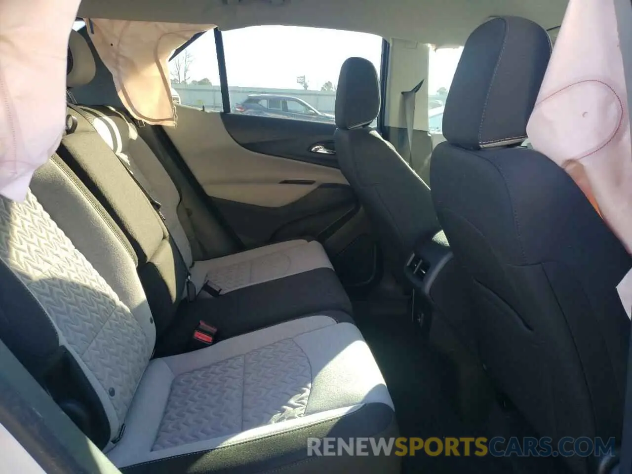 10 fotografías del automóvil dañado 3GNAXHEG7RL277739 CHEVROLET EQUINOX 2024