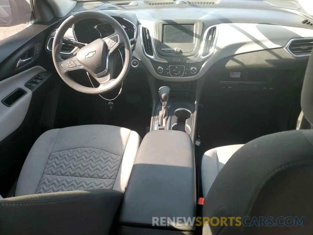 8 fotografías del automóvil dañado 3GNAXHEG8RL102903 CHEVROLET EQUINOX 2024
