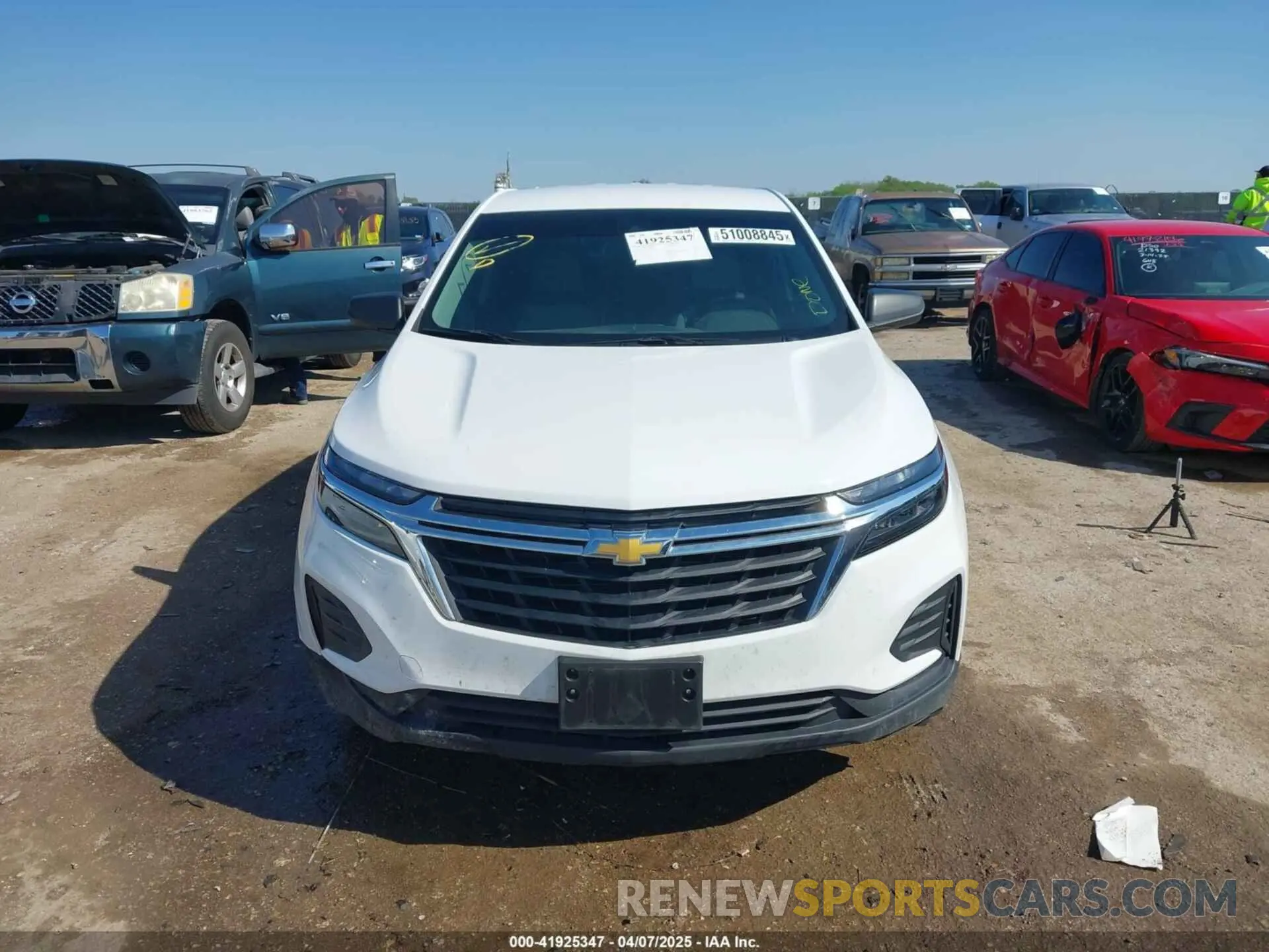 12 fotografías del automóvil dañado 3GNAXHEG9RL369192 CHEVROLET EQUINOX 2024