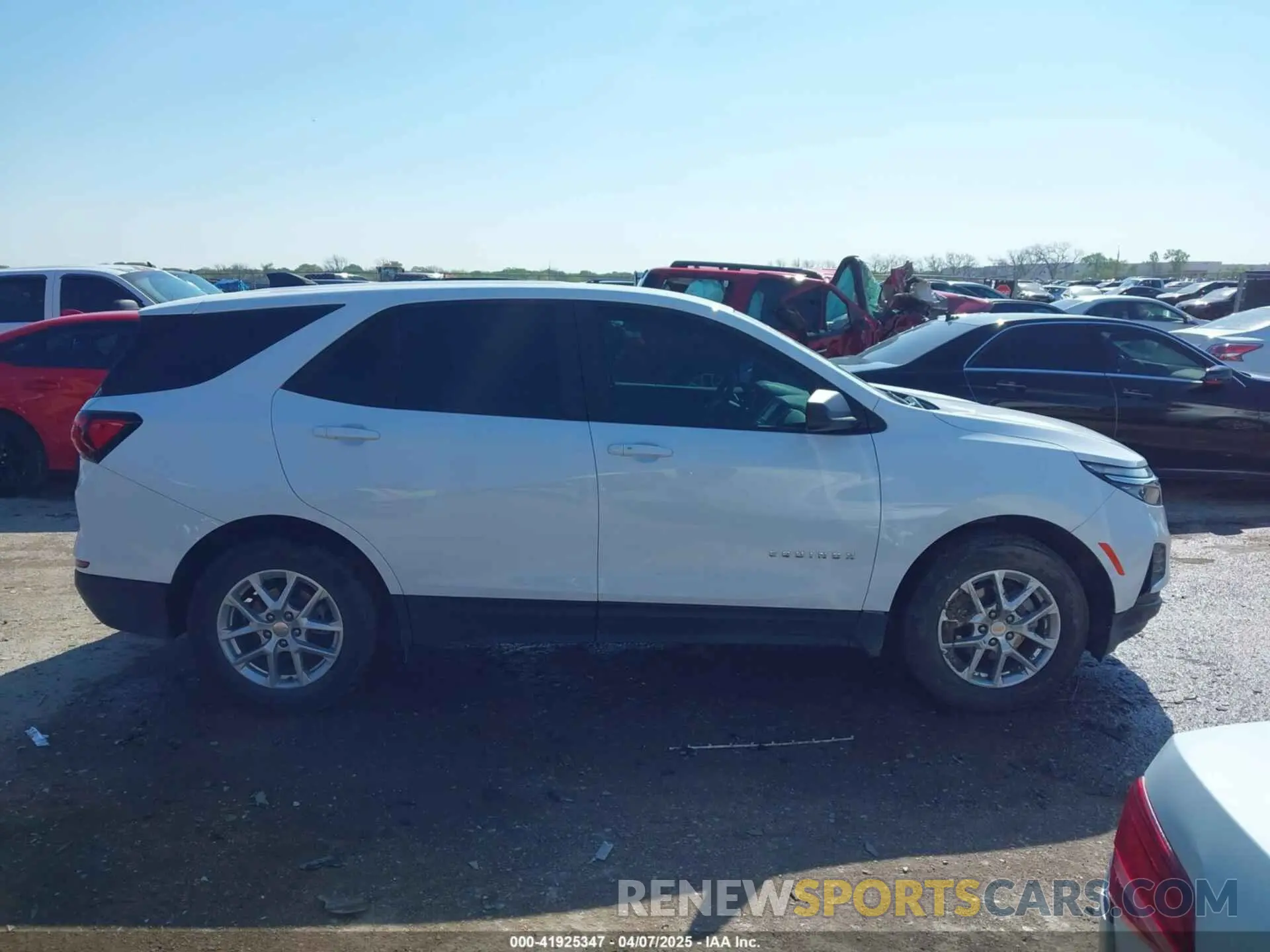 13 fotografías del automóvil dañado 3GNAXHEG9RL369192 CHEVROLET EQUINOX 2024