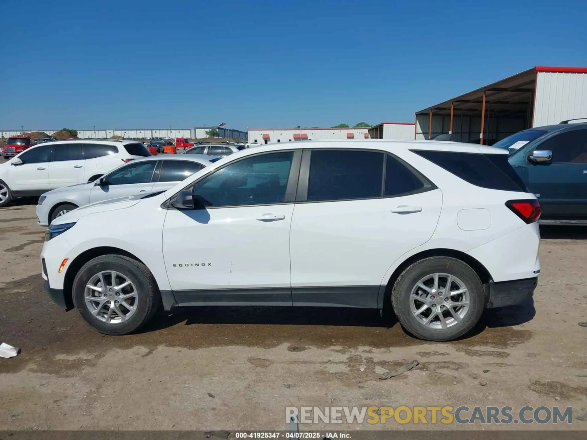 14 fotografías del automóvil dañado 3GNAXHEG9RL369192 CHEVROLET EQUINOX 2024