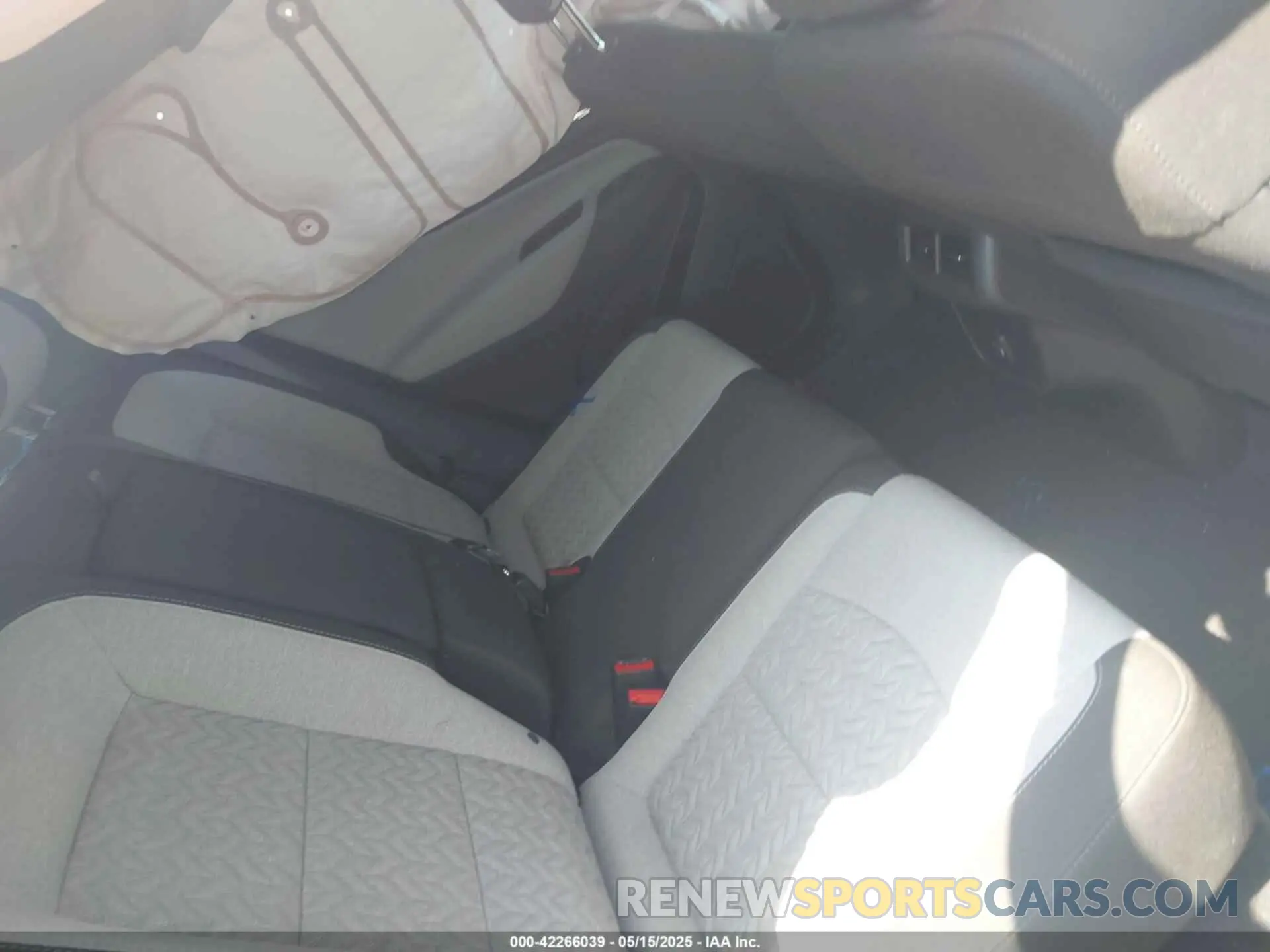 8 fotografías del automóvil dañado 3GNAXHEGXRL305176 CHEVROLET EQUINOX 2024