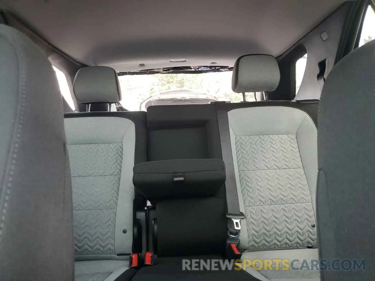 10 fotografías del automóvil dañado 3GNAXHEGXRL366401 CHEVROLET EQUINOX 2024