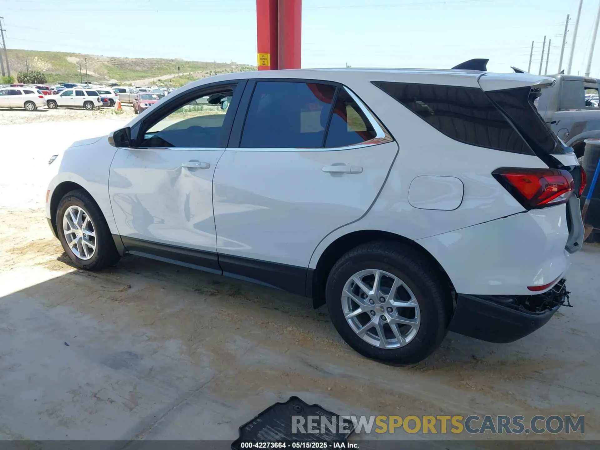 13 fotografías del automóvil dañado 3GNAXJEG5RL305450 CHEVROLET EQUINOX 2024