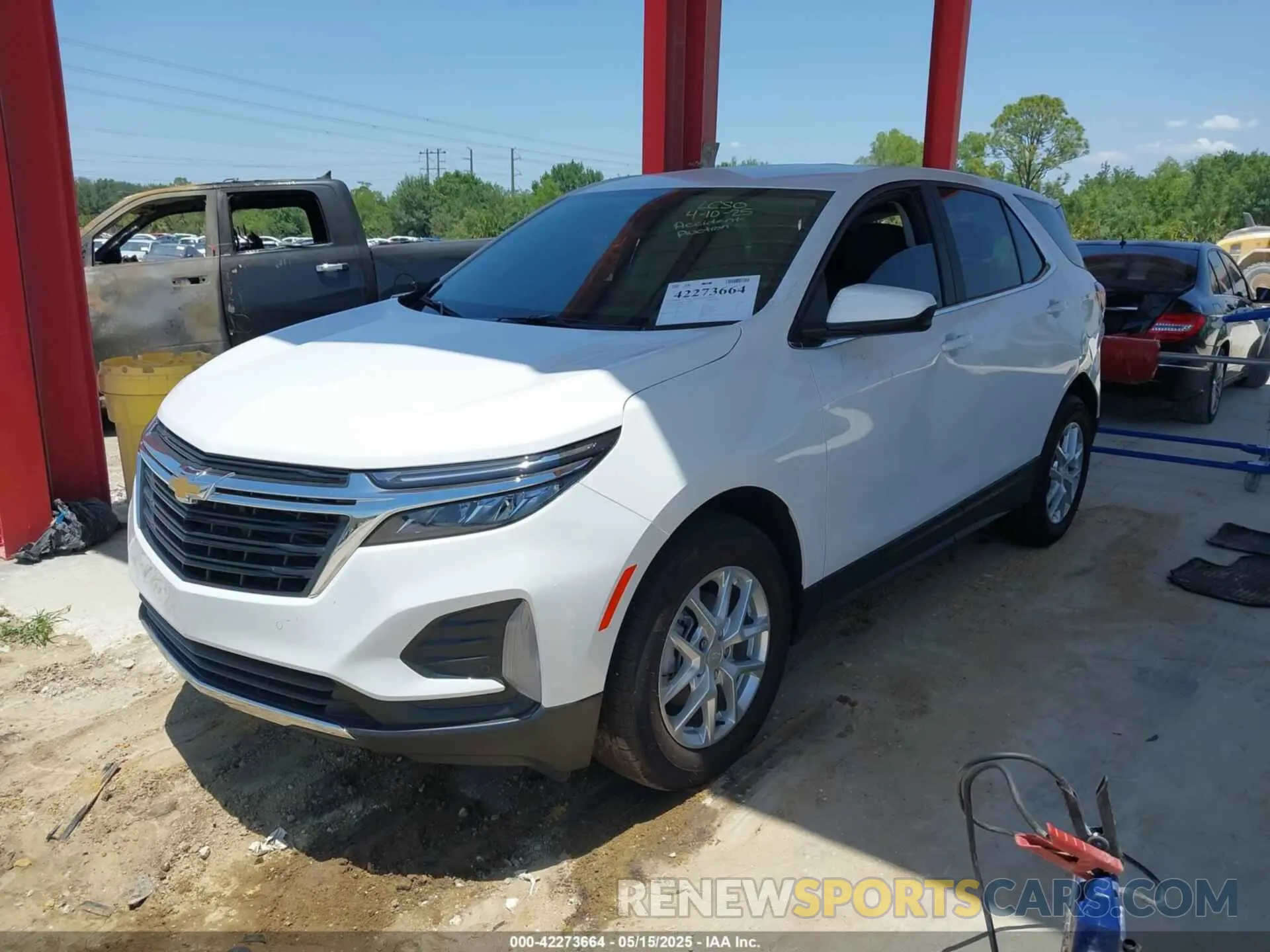 2 fotografías del automóvil dañado 3GNAXJEG5RL305450 CHEVROLET EQUINOX 2024