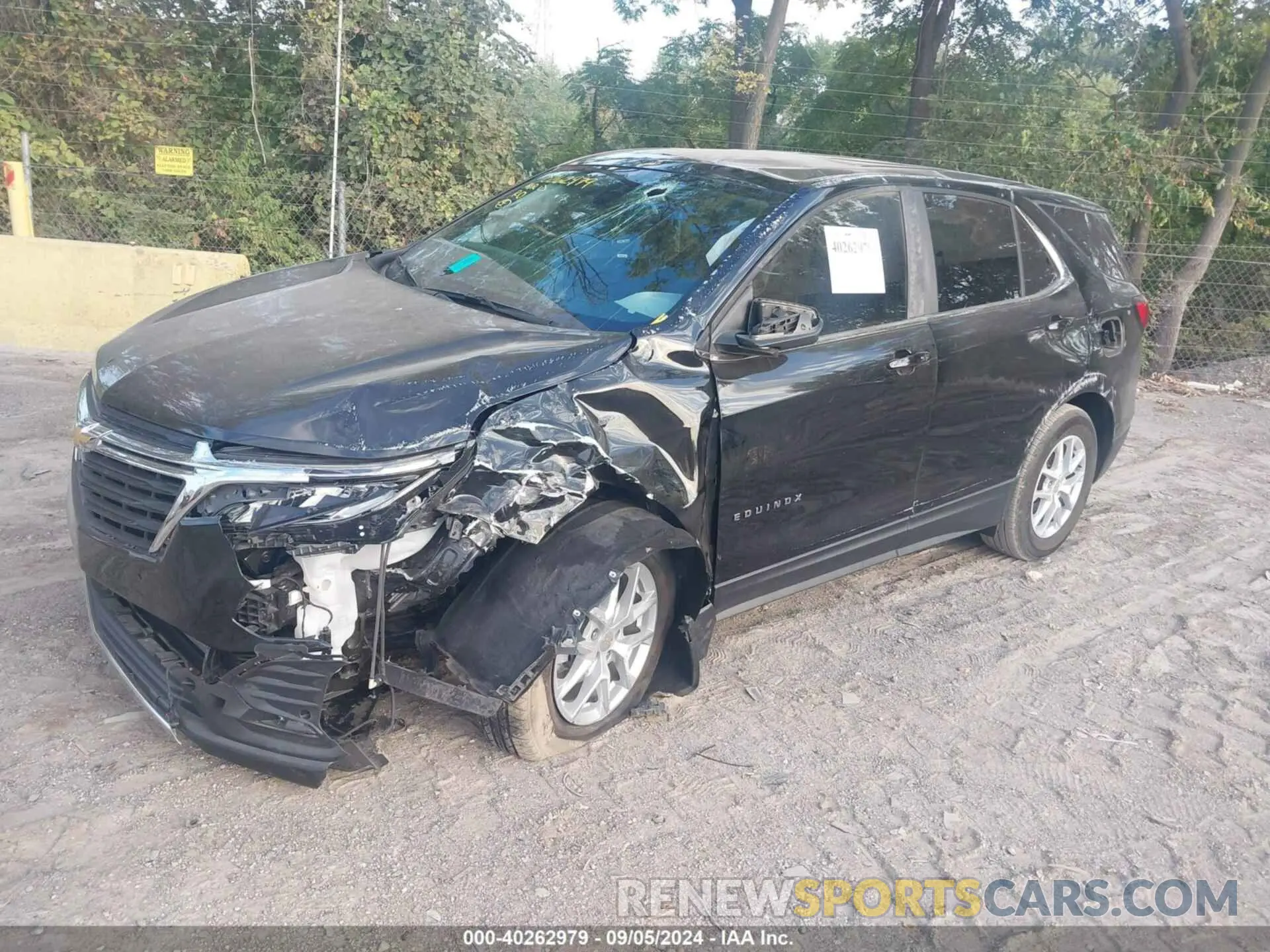 2 fotografías del automóvil dañado 3GNAXKEG0RL212910 CHEVROLET EQUINOX 2024
