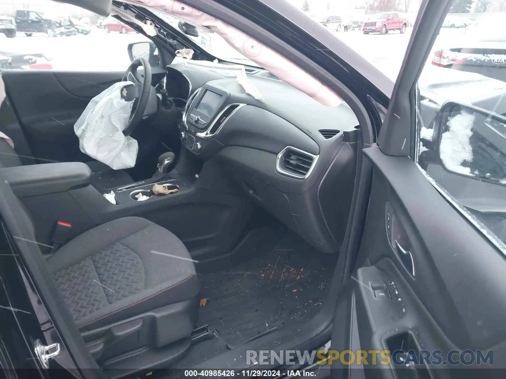 5 fotografías del automóvil dañado 3GNAXKEG0RL305796 CHEVROLET EQUINOX 2024