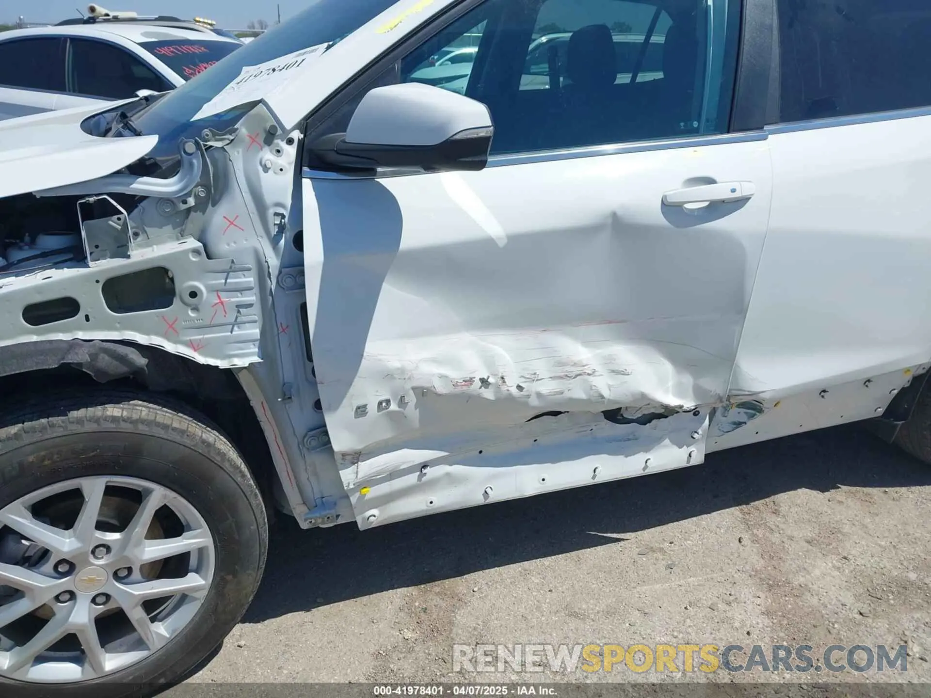 17 fotografías del automóvil dañado 3GNAXKEG0RS177209 CHEVROLET EQUINOX 2024