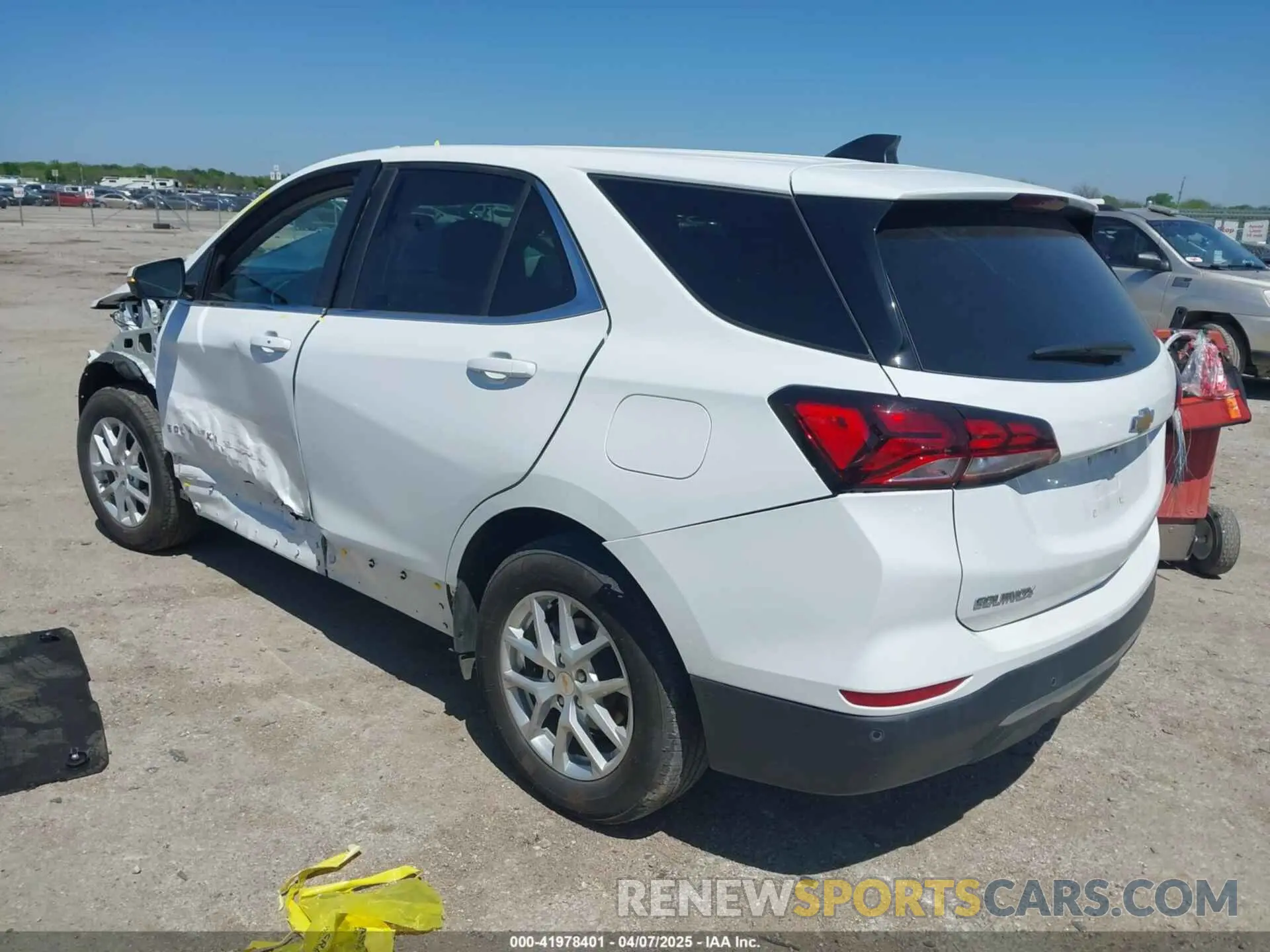 3 fotografías del automóvil dañado 3GNAXKEG0RS177209 CHEVROLET EQUINOX 2024