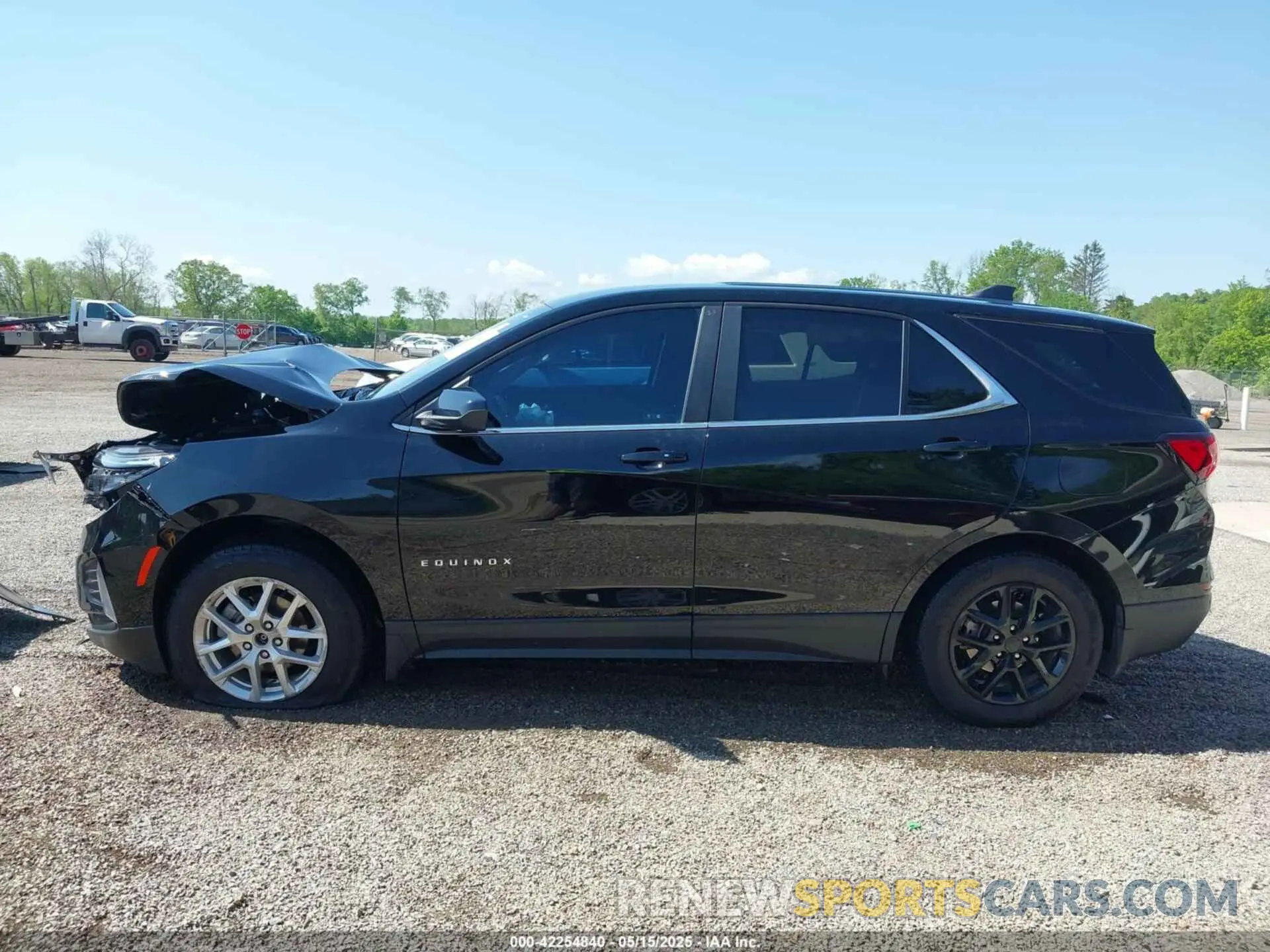 14 fotografías del automóvil dañado 3GNAXKEG2RL115742 CHEVROLET EQUINOX 2024