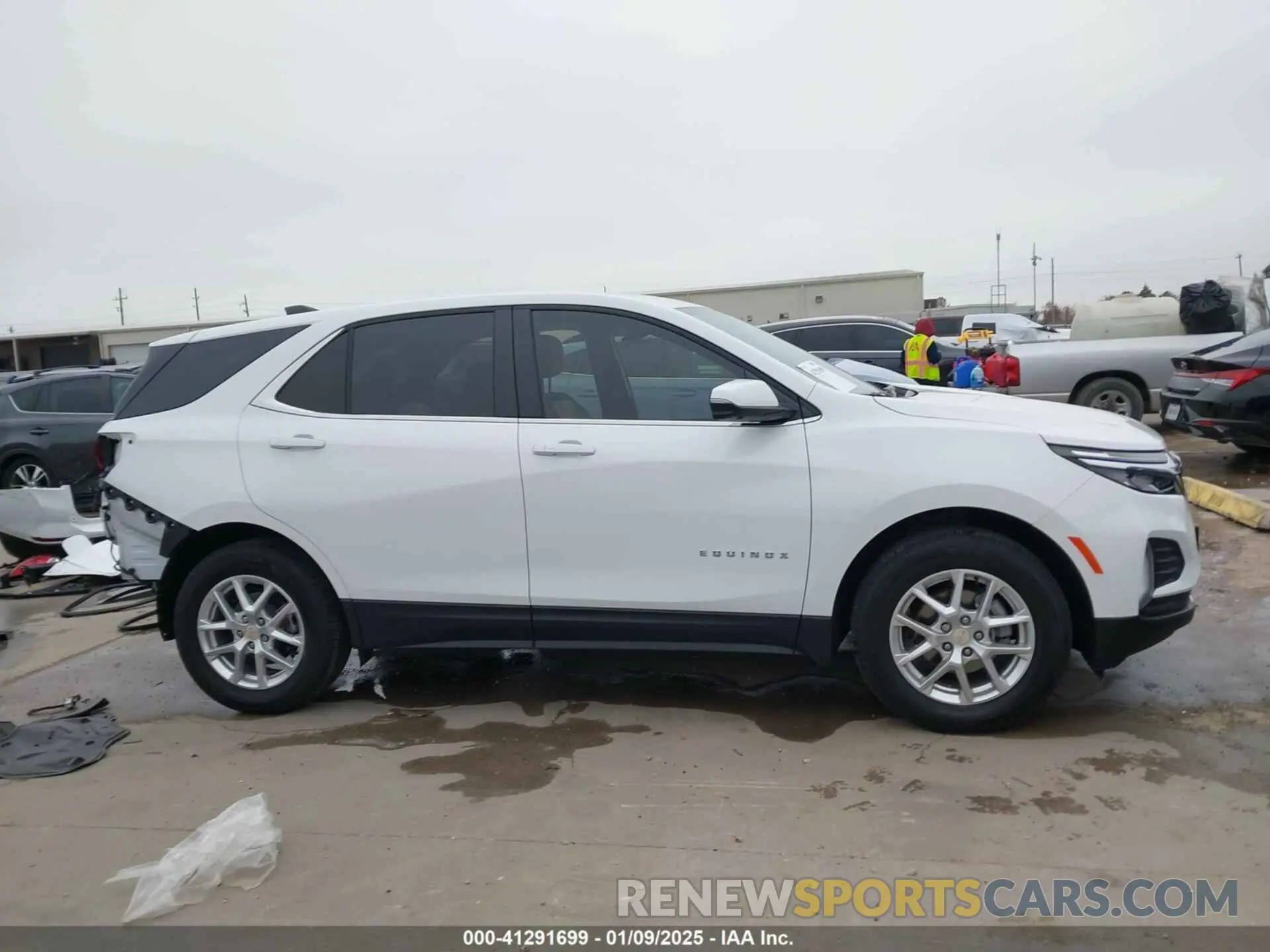 14 fotografías del automóvil dañado 3GNAXKEG2RL183152 CHEVROLET EQUINOX 2024