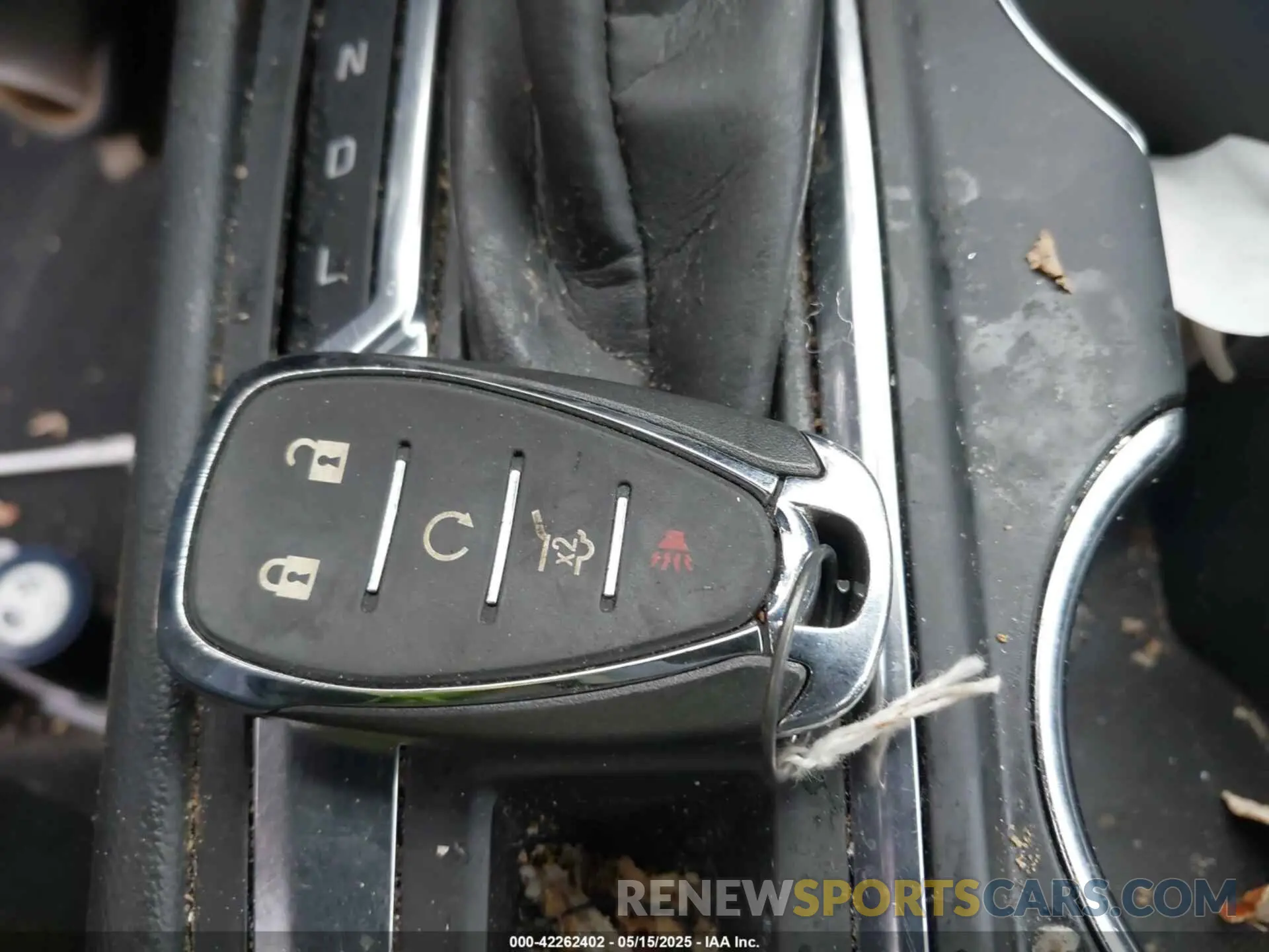 11 fotografías del automóvil dañado 3GNAXKEG2RL201813 CHEVROLET EQUINOX 2024