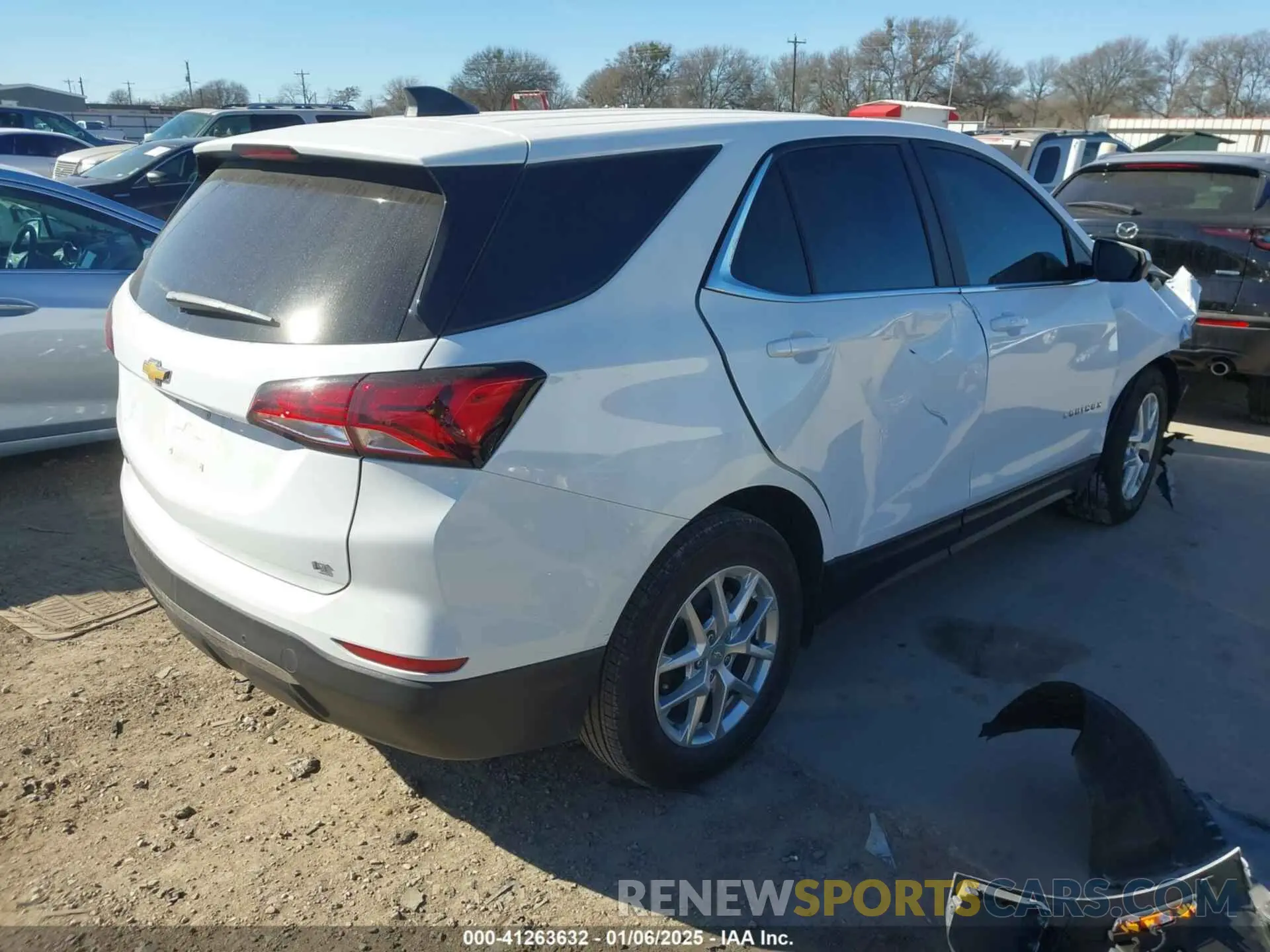 4 fotografías del automóvil dañado 3GNAXKEG3RL345399 CHEVROLET EQUINOX 2024