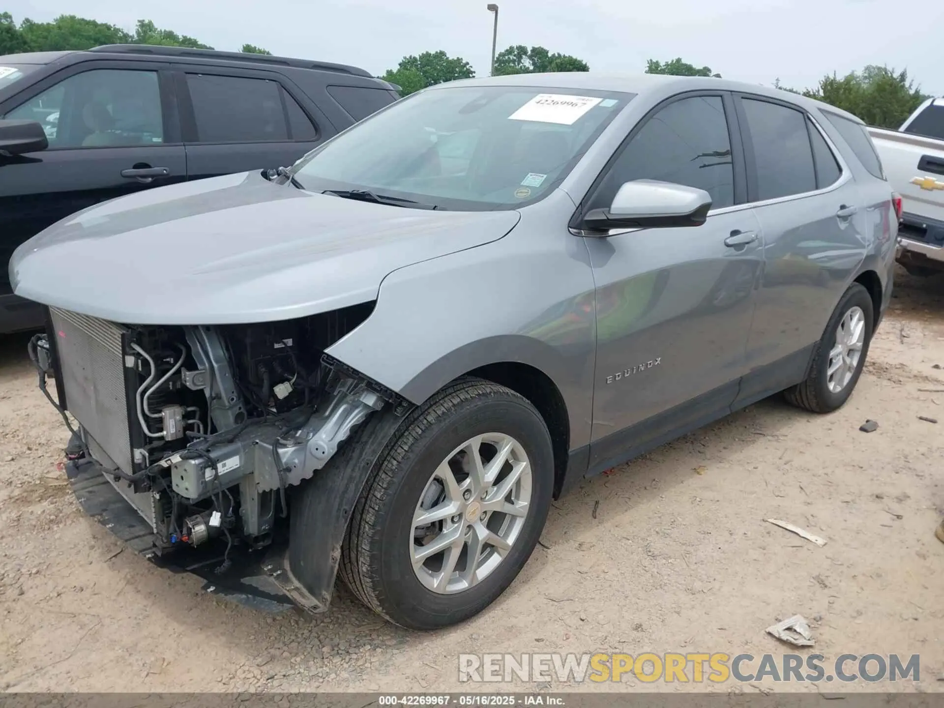2 fotografías del automóvil dañado 3GNAXKEG4RL146409 CHEVROLET EQUINOX 2024