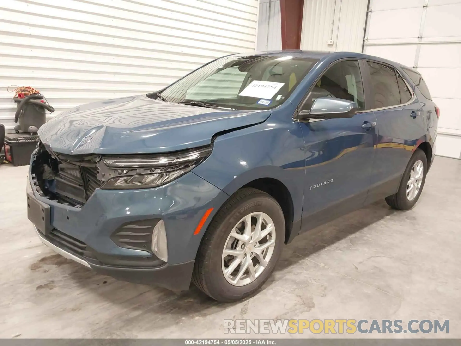 2 fotografías del automóvil dañado 3GNAXKEG4RL326621 CHEVROLET EQUINOX 2024
