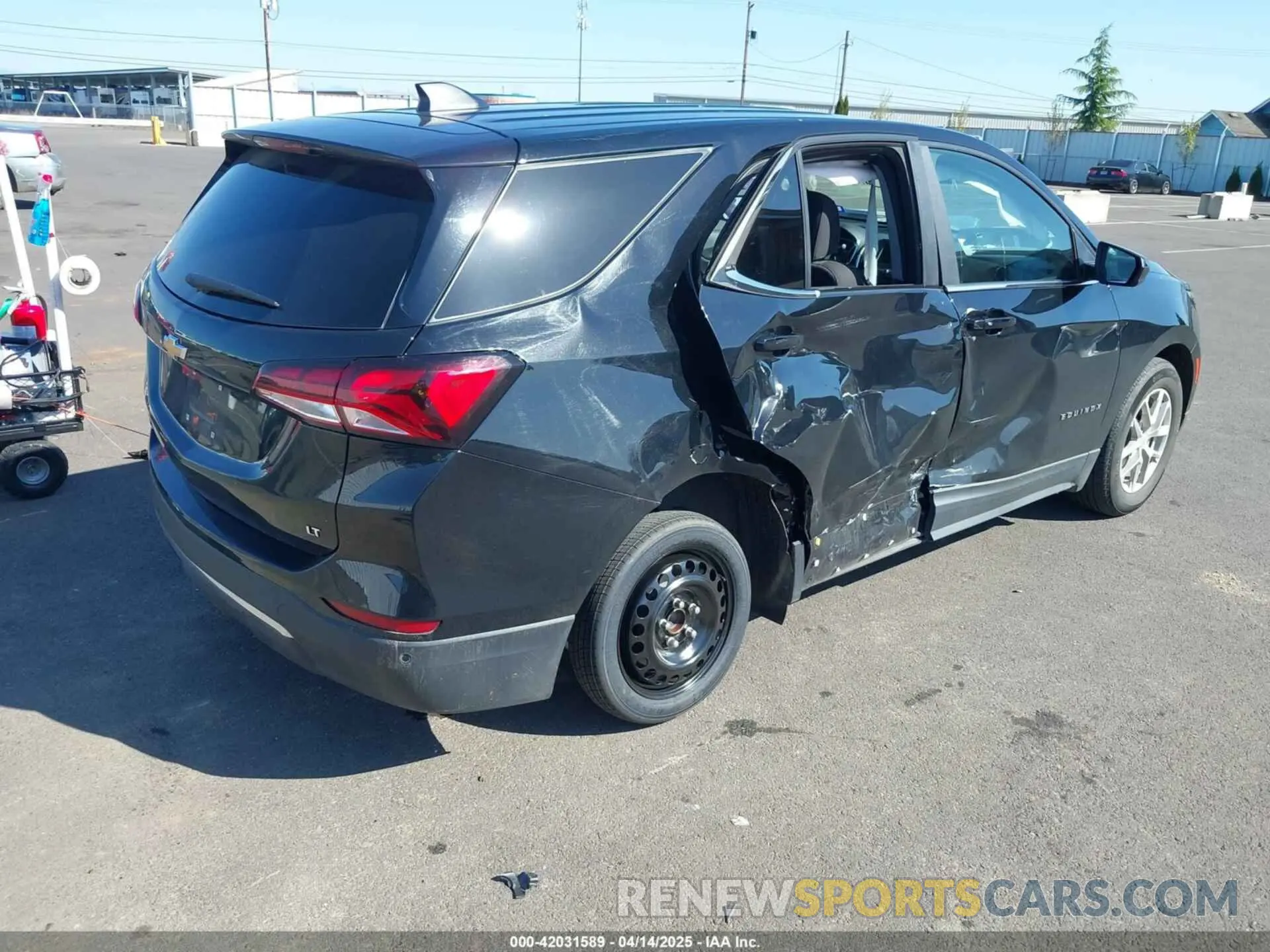 4 fotografías del automóvil dañado 3GNAXKEG4RL337408 CHEVROLET EQUINOX 2024