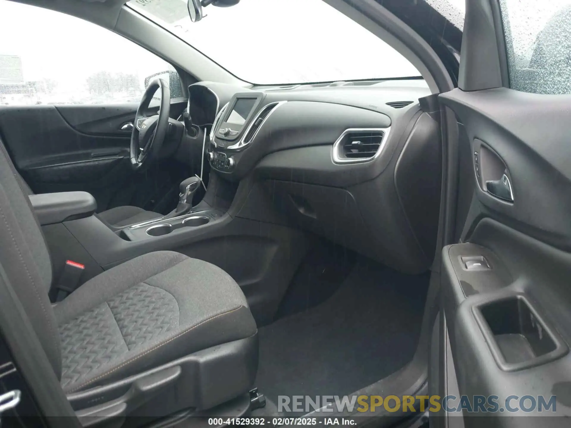 5 fotografías del automóvil dañado 3GNAXKEG5RL174770 CHEVROLET EQUINOX 2024