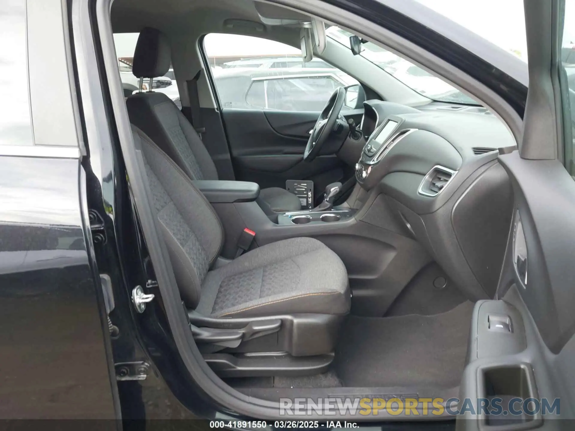 5 fotografías del automóvil dañado 3GNAXKEG5RL197580 CHEVROLET EQUINOX 2024