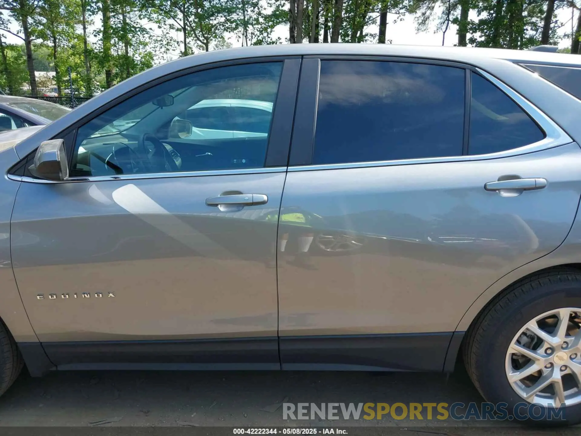 14 fotografías del automóvil dañado 3GNAXKEG5RL334386 CHEVROLET EQUINOX 2024