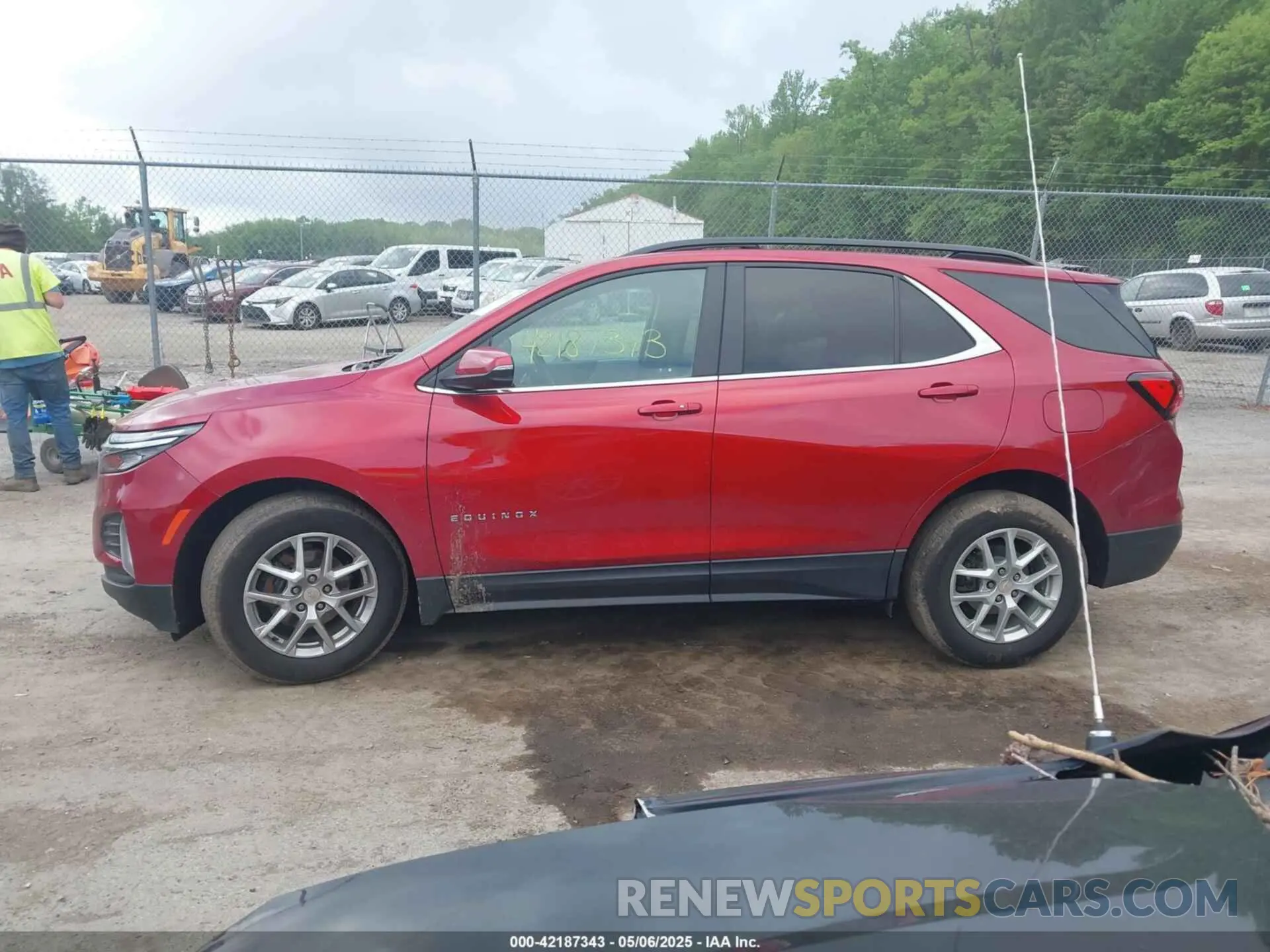 14 fotografías del automóvil dañado 3GNAXKEG6RL130860 CHEVROLET EQUINOX 2024