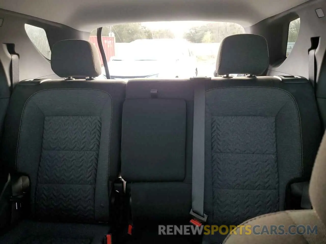 10 fotografías del automóvil dañado 3GNAXKEG8RS127349 CHEVROLET EQUINOX 2024
