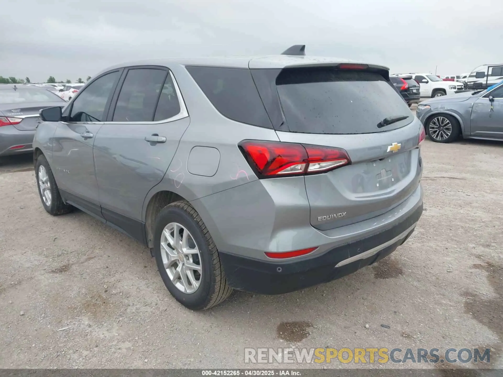 3 fotografías del automóvil dañado 3GNAXKEG8RS157449 CHEVROLET EQUINOX 2024