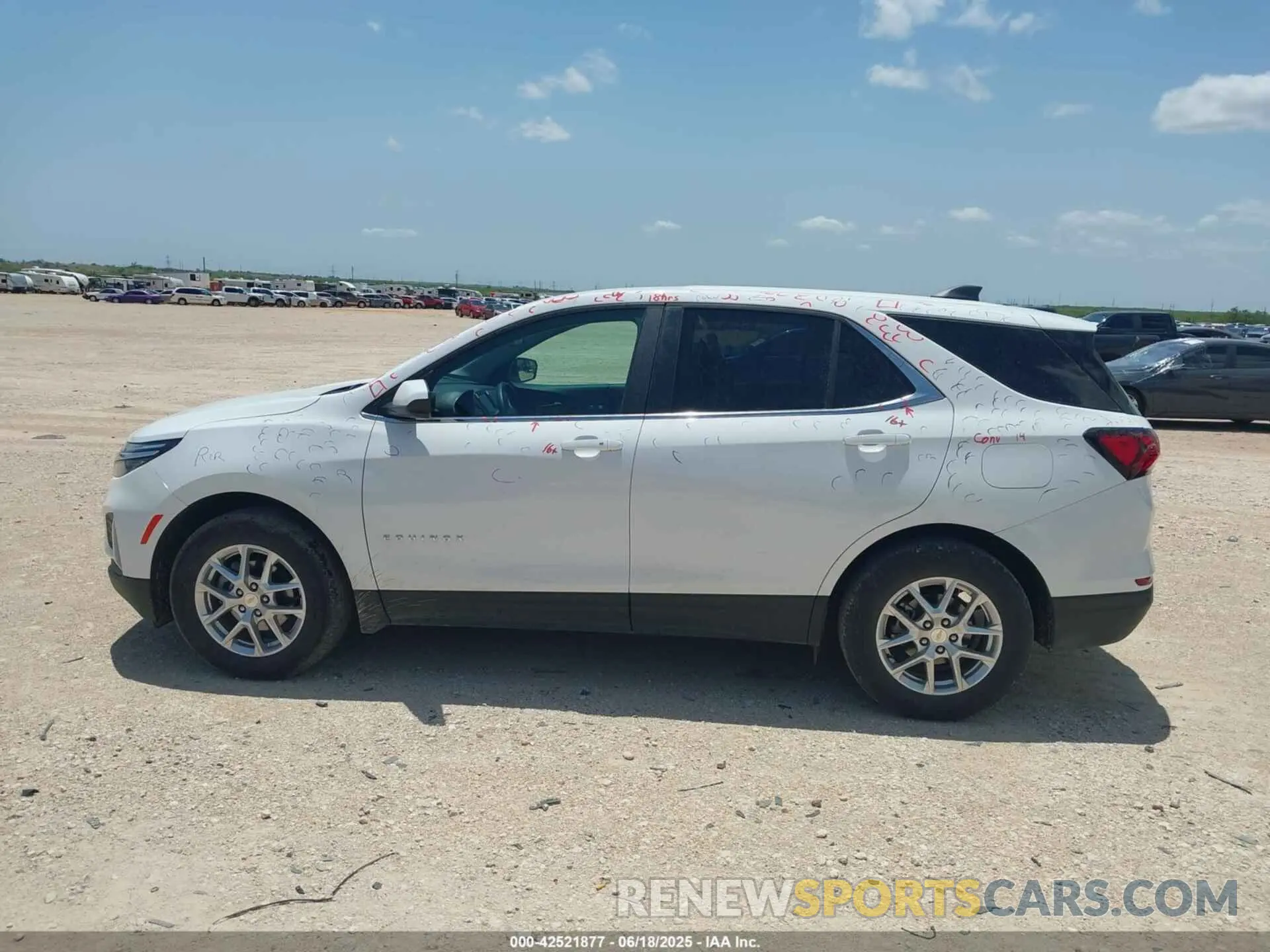 14 fotografías del automóvil dañado 3GNAXKEG9RL323018 CHEVROLET EQUINOX 2024