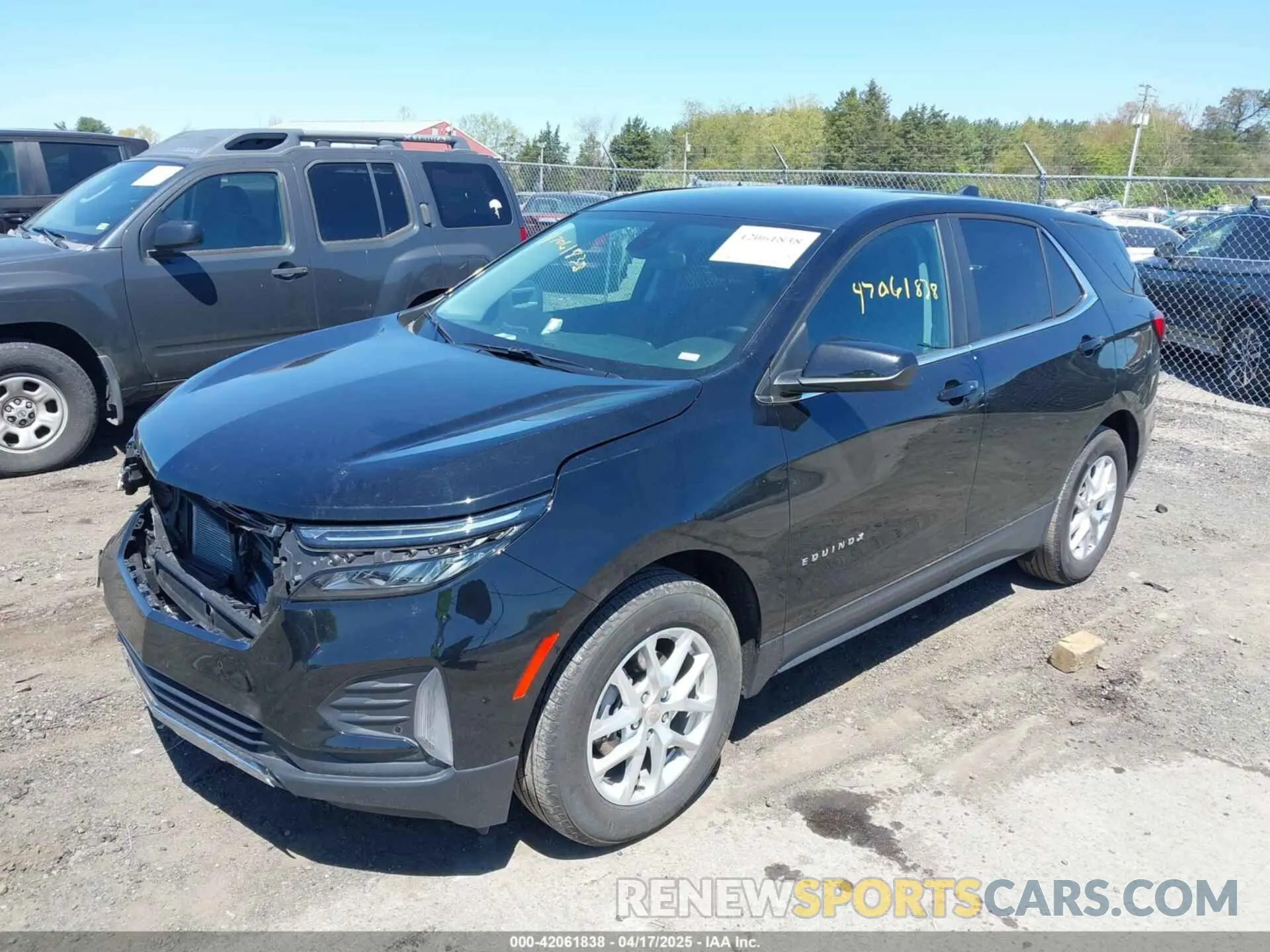 2 fotografías del automóvil dañado 3GNAXKEG9RL358917 CHEVROLET EQUINOX 2024