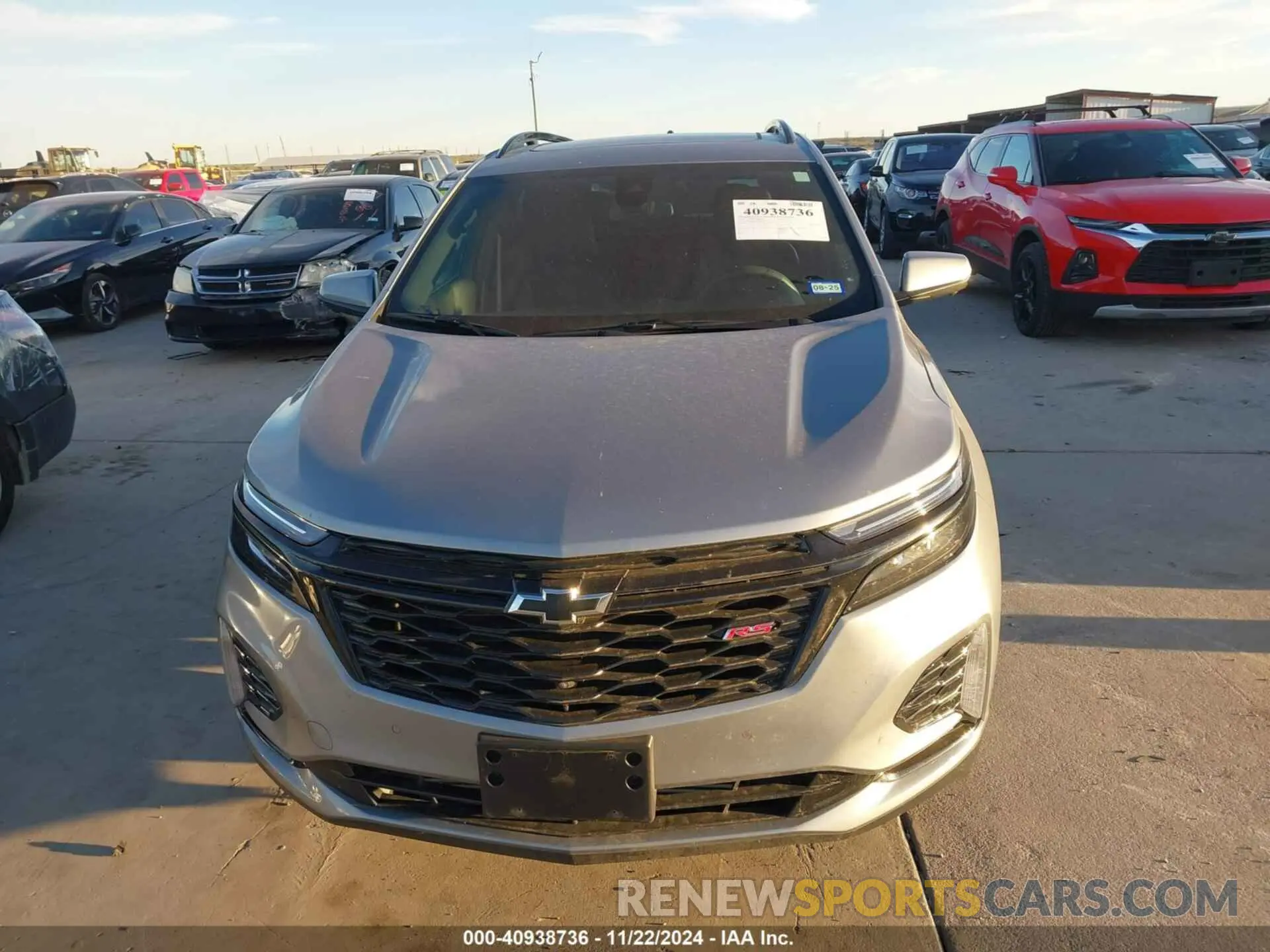 12 fotografías del automóvil dañado 3GNAXMEG0RS124859 CHEVROLET EQUINOX 2024