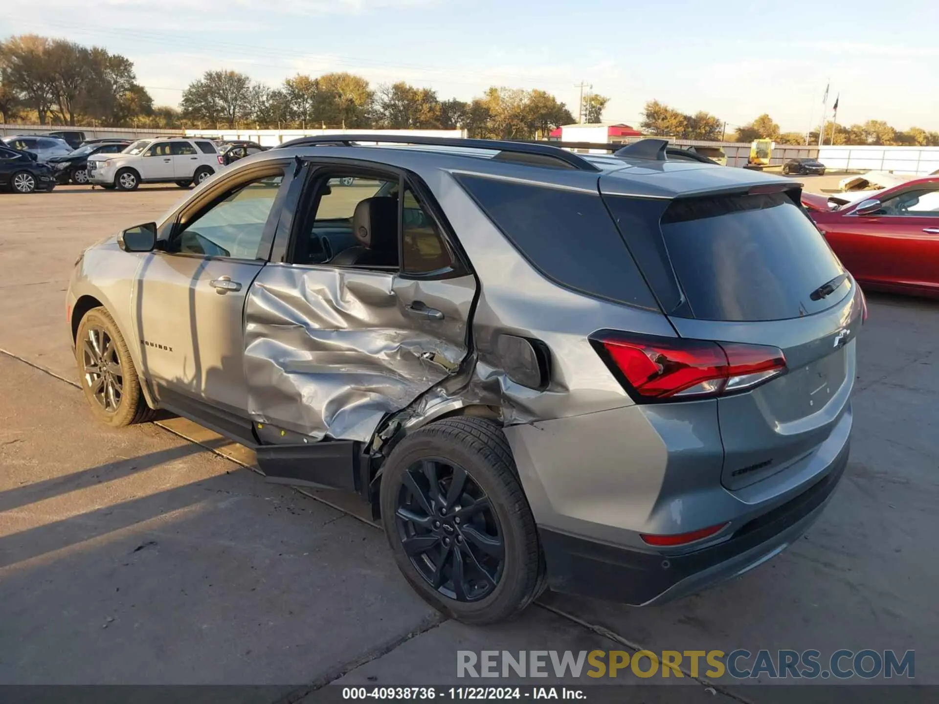 3 fotografías del automóvil dañado 3GNAXMEG0RS124859 CHEVROLET EQUINOX 2024