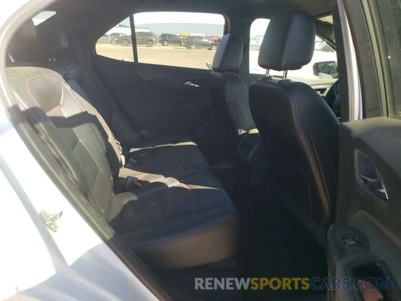 11 fotografías del automóvil dañado 3GNAXMEG2RL370855 CHEVROLET EQUINOX 2024