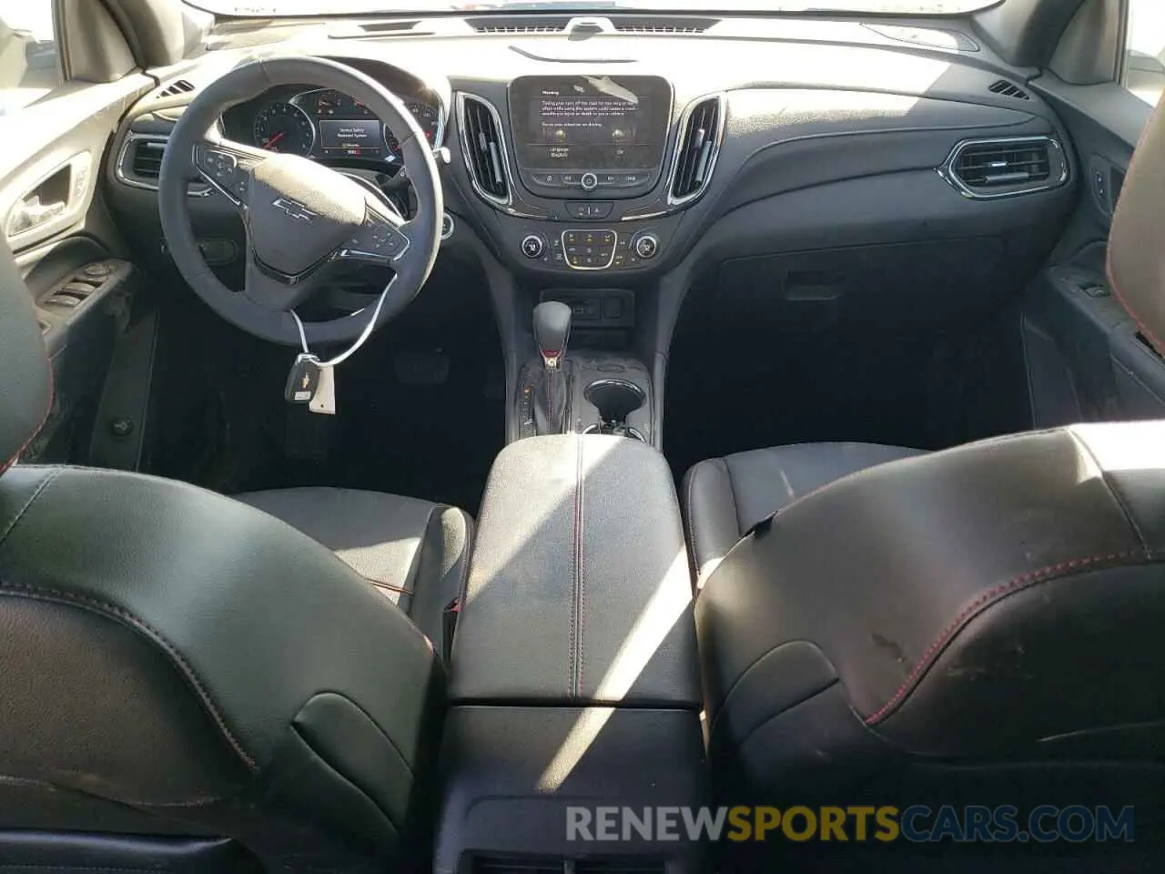 8 fotografías del automóvil dañado 3GNAXMEG2RL370855 CHEVROLET EQUINOX 2024