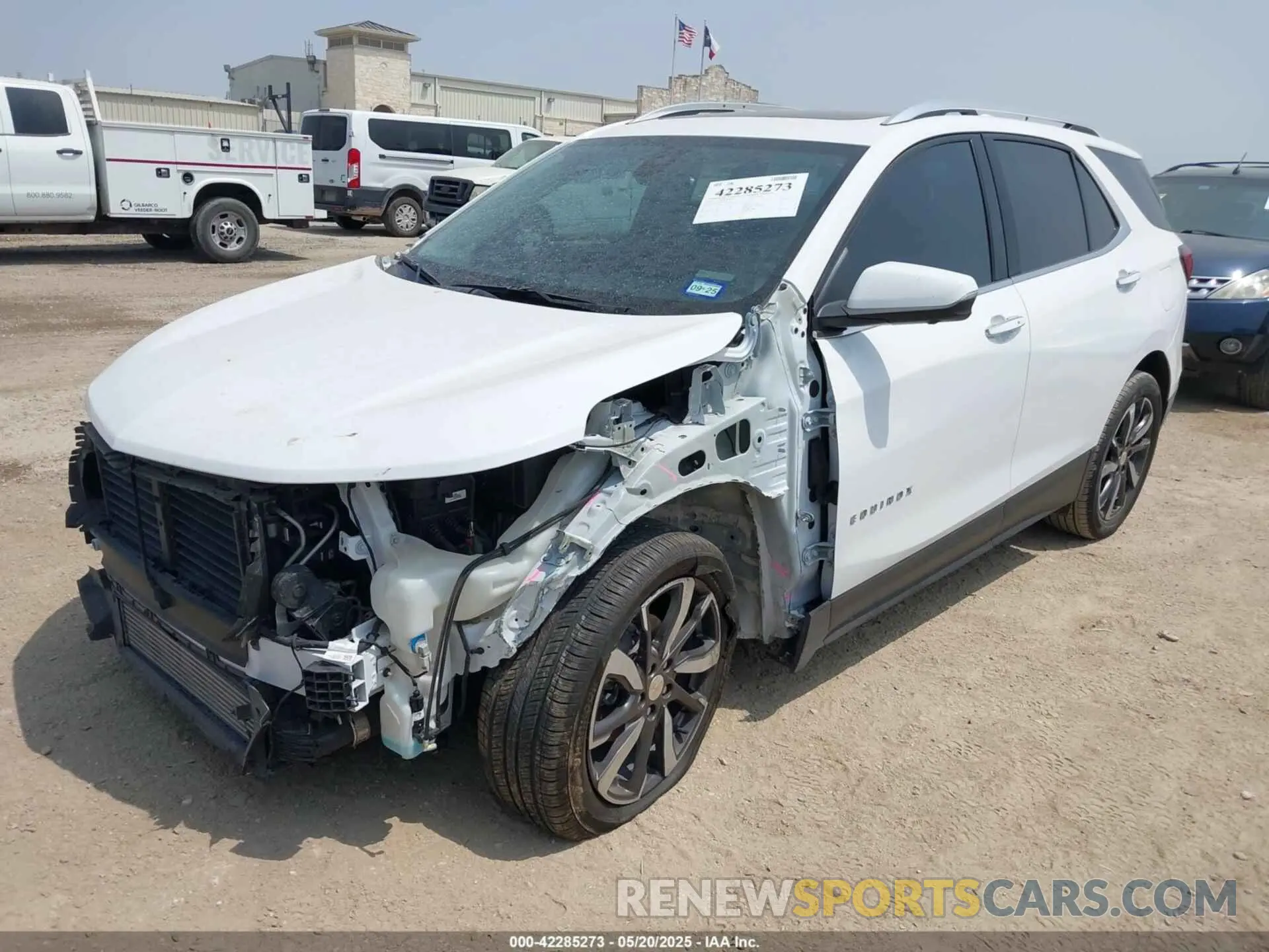 2 fotografías del automóvil dañado 3GNAXNEG1RL123820 CHEVROLET EQUINOX 2024