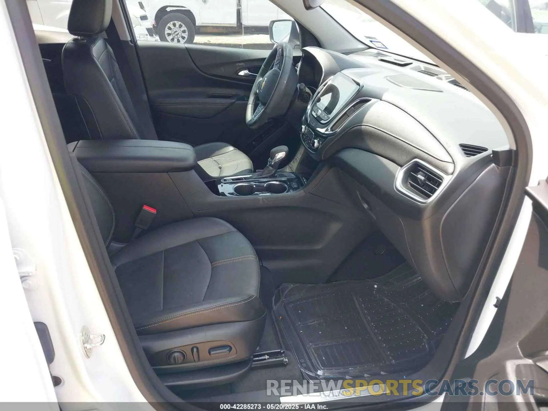 5 fotografías del automóvil dañado 3GNAXNEG1RL123820 CHEVROLET EQUINOX 2024