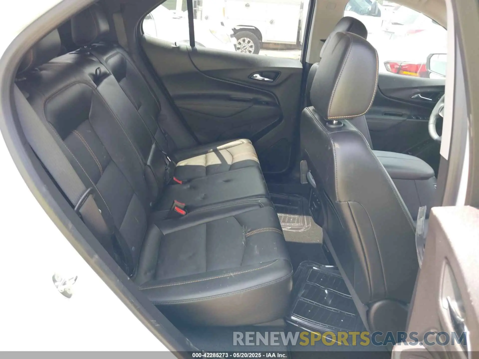8 fotografías del automóvil dañado 3GNAXNEG1RL123820 CHEVROLET EQUINOX 2024